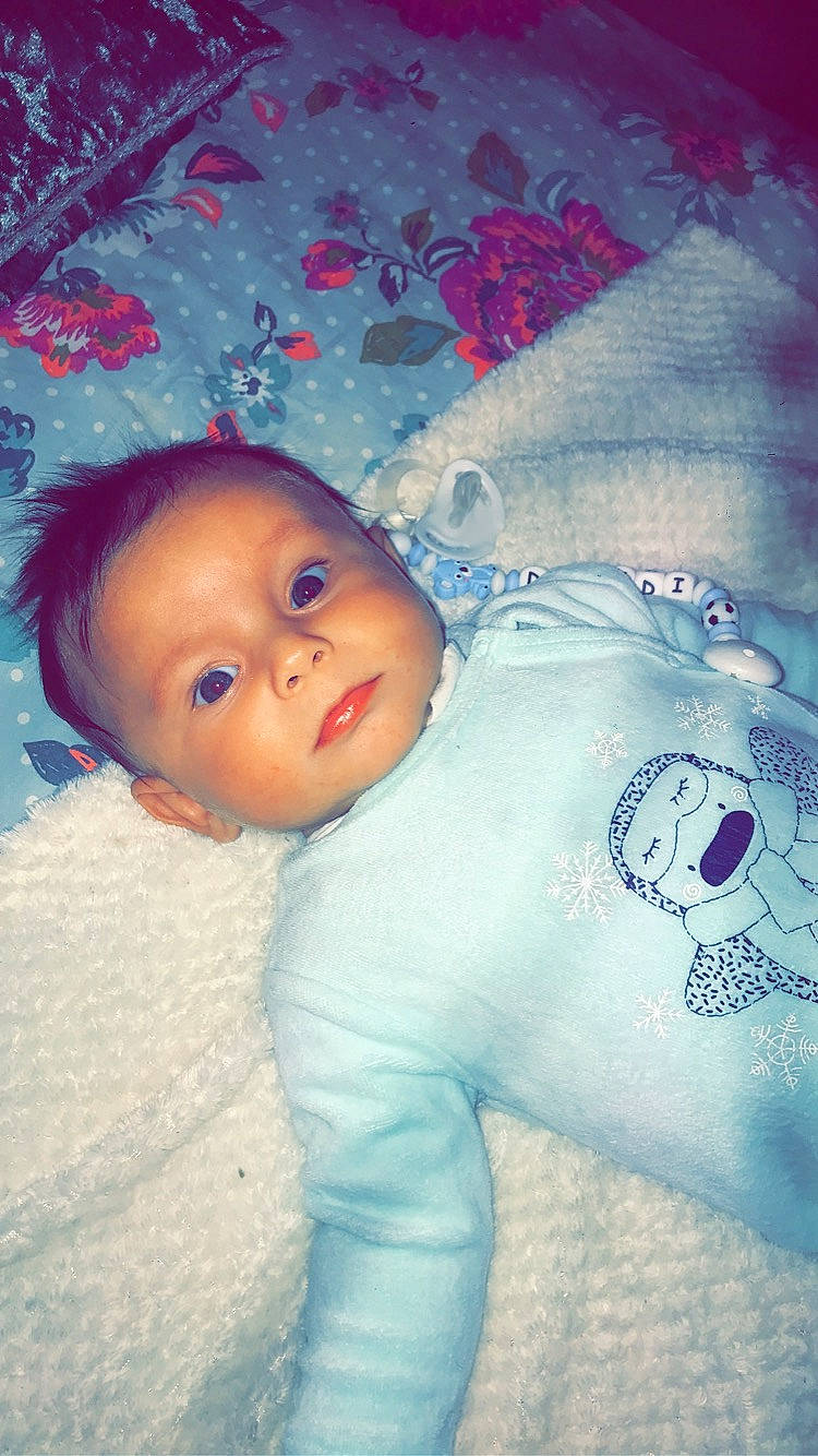 Dieydi participe au concours pour gagner de l'argent avec cette photo : baby, cheek, child, eye, lip, nose, person, pink, skin, smile, toddler