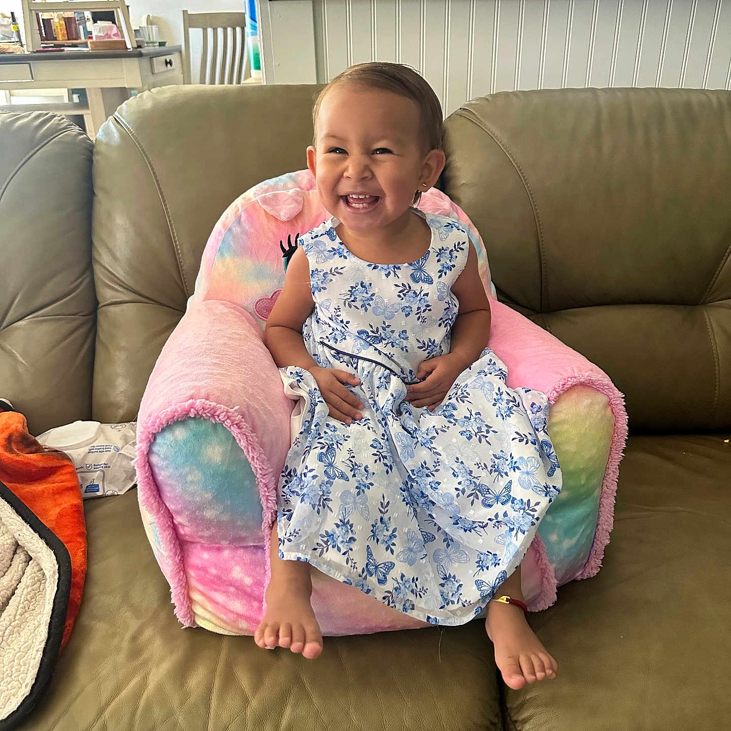 Emma Izabel is registered to the contest to win money with this photo: armchair, baby, babylaughing, beanbag, blanket, chair, clothing, couch, cushion, face, furniture, happy, head, homedecor, laughing, person, photography, portrait, sitting, sleeve