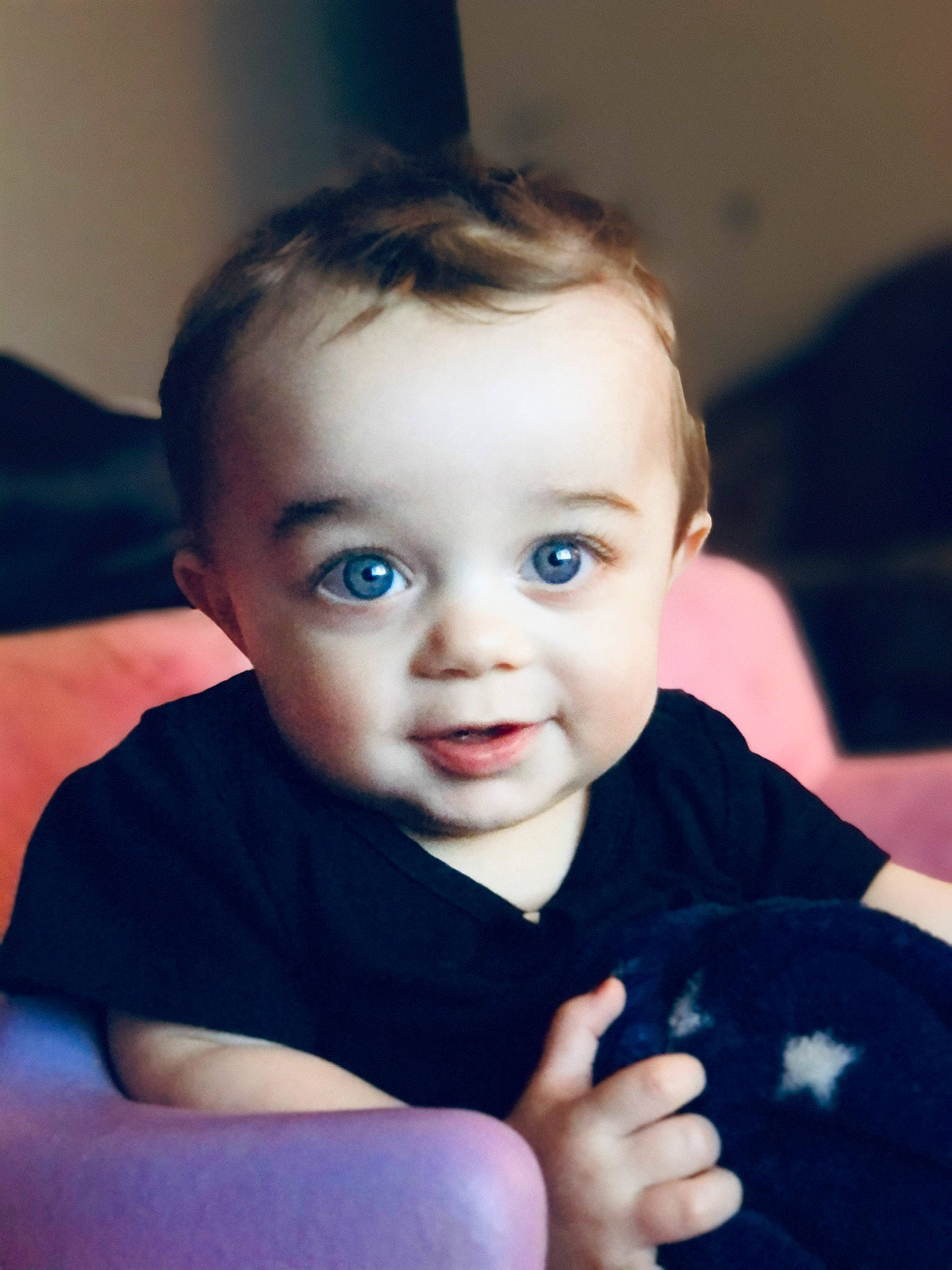 Finnegan is registered to the contest to win money with this photo: arm, azure, baby, baby_toddler_clothing, cheek, eye, eyebrow, face, finger, flash_photography, gesture, happy, iris, lip, mammal, mouth, nose, person, skin, smile
