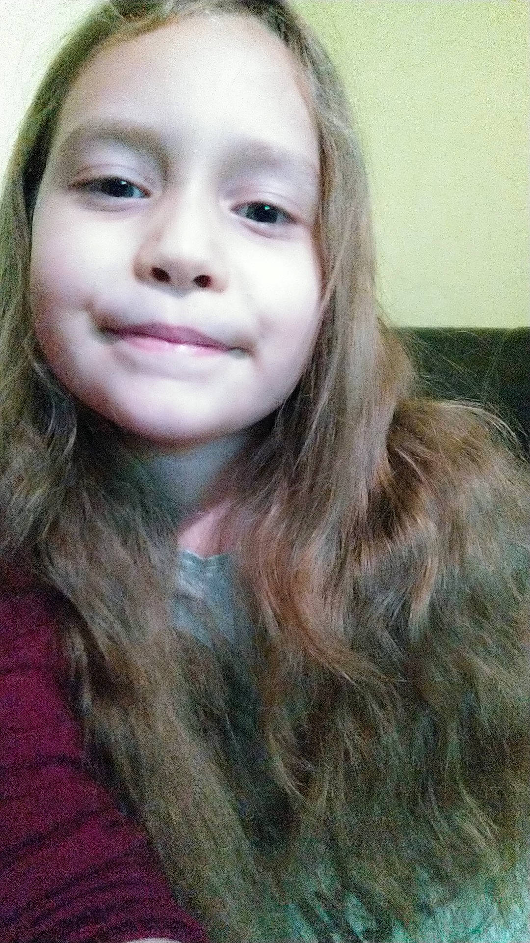 Astrid is registered to the contest to win money with this photo: black_hair, cheek, chin, eye, eyebrow, eyelash, face, flash_photography, forehead, hair, happy, head, iris, jaw, joy, layered_hair, lip, long_hair, nose, person