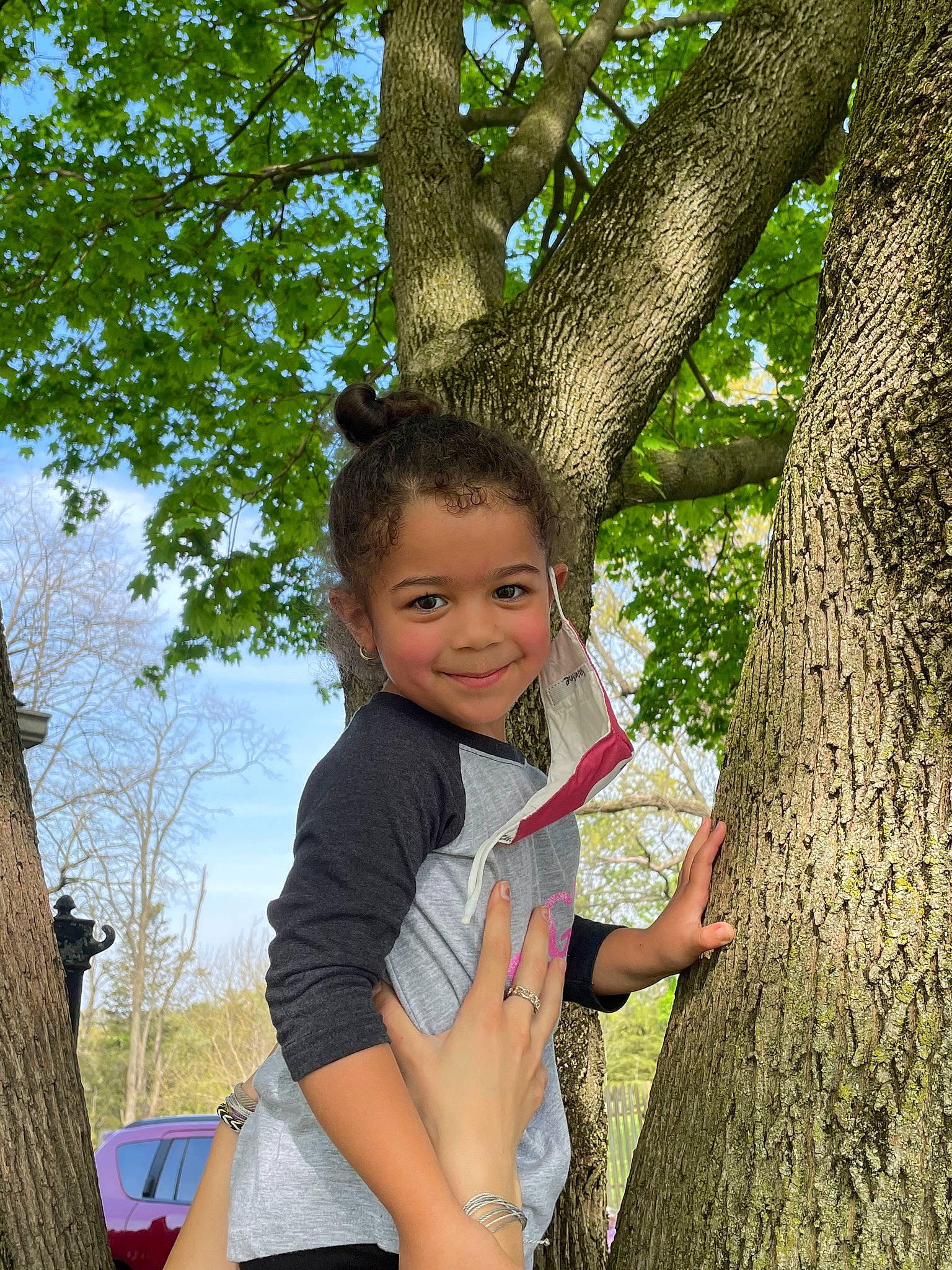 Karoline is registered to the contest to win money with this photo: botany, branch, fun, grass, happy, joy, leaf, leisure, nature, people_in_nature, person, plant, shorts, skin, sky, smile, travel, tree, trunk, wood