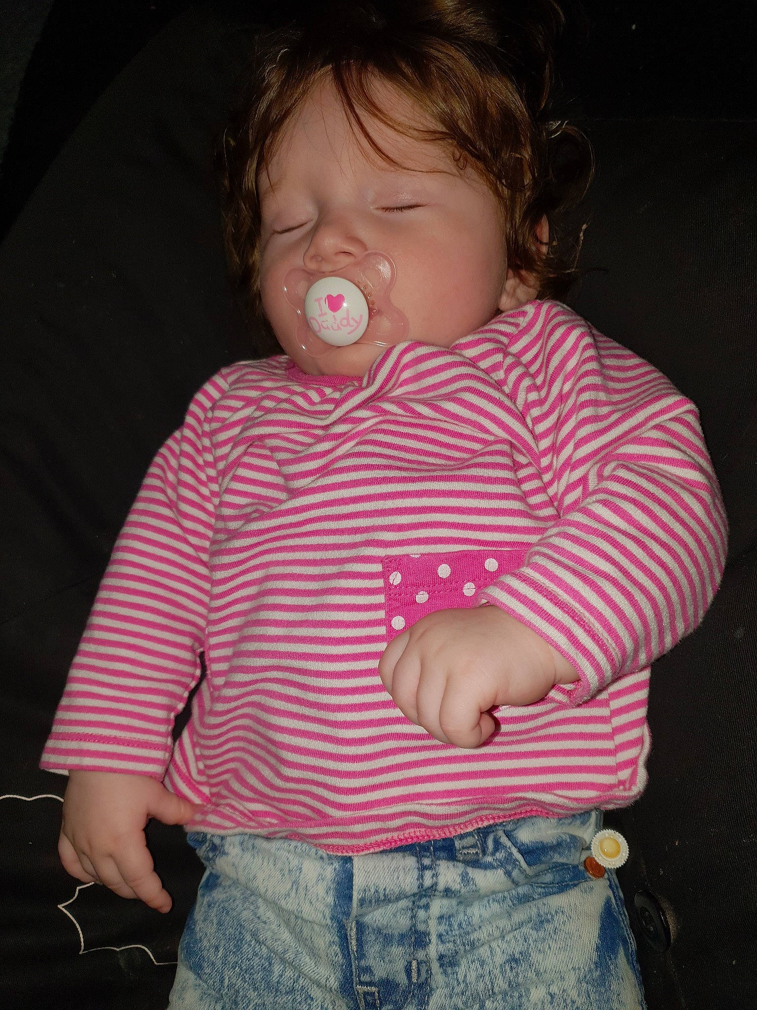 Elissa is registered to the contest to win money with this photo: boy, cheek, child, eye, face, facial_expression, girl, head, infant, joy, mouth, nose, organ, person, pink, product, sitting, skin, smile, standing