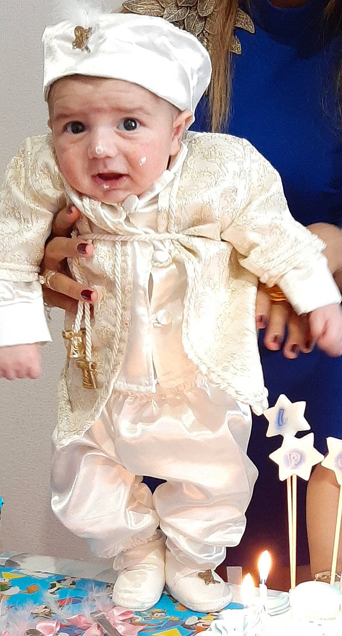 Valentin a rejoint le concours — aidez-le/la à gagner de superbes lots ! baby, baby_toddler_clothing, cap, cheek, embellishment, event, fashion_design, fun, happy, headwear, human, human_body, jewellery, neck, person, pink, skin, sleeve, textile, toddler