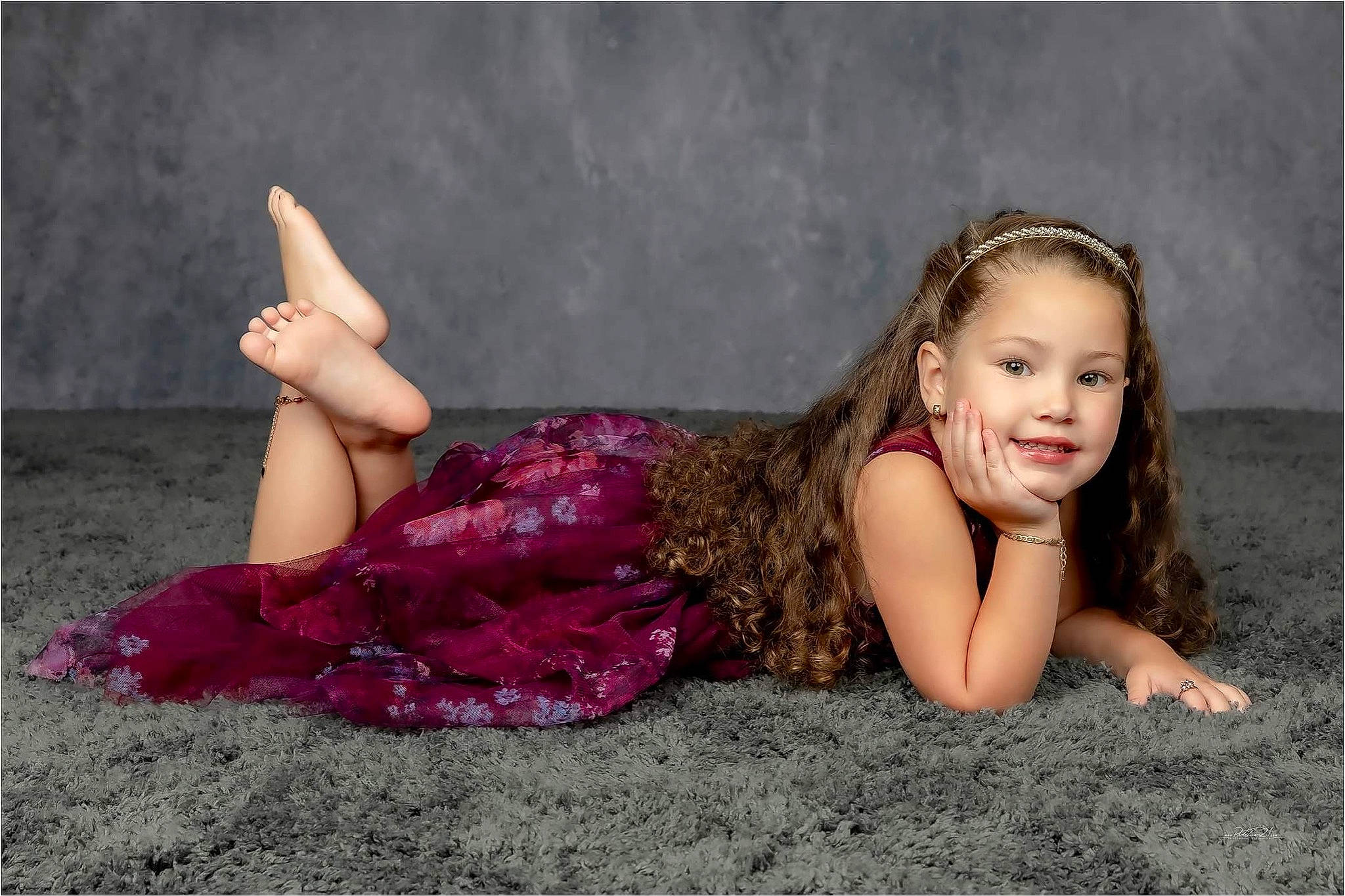 Samantha Sophia is registered to the contest to win money with this photo: barefoot, brown_hair, flash_photography, foot, fun, grass, happy, human_body, human_leg, joy, knee, leisure, long_hair, magenta, people_in_nature, person, pink, sitting, skin, smile