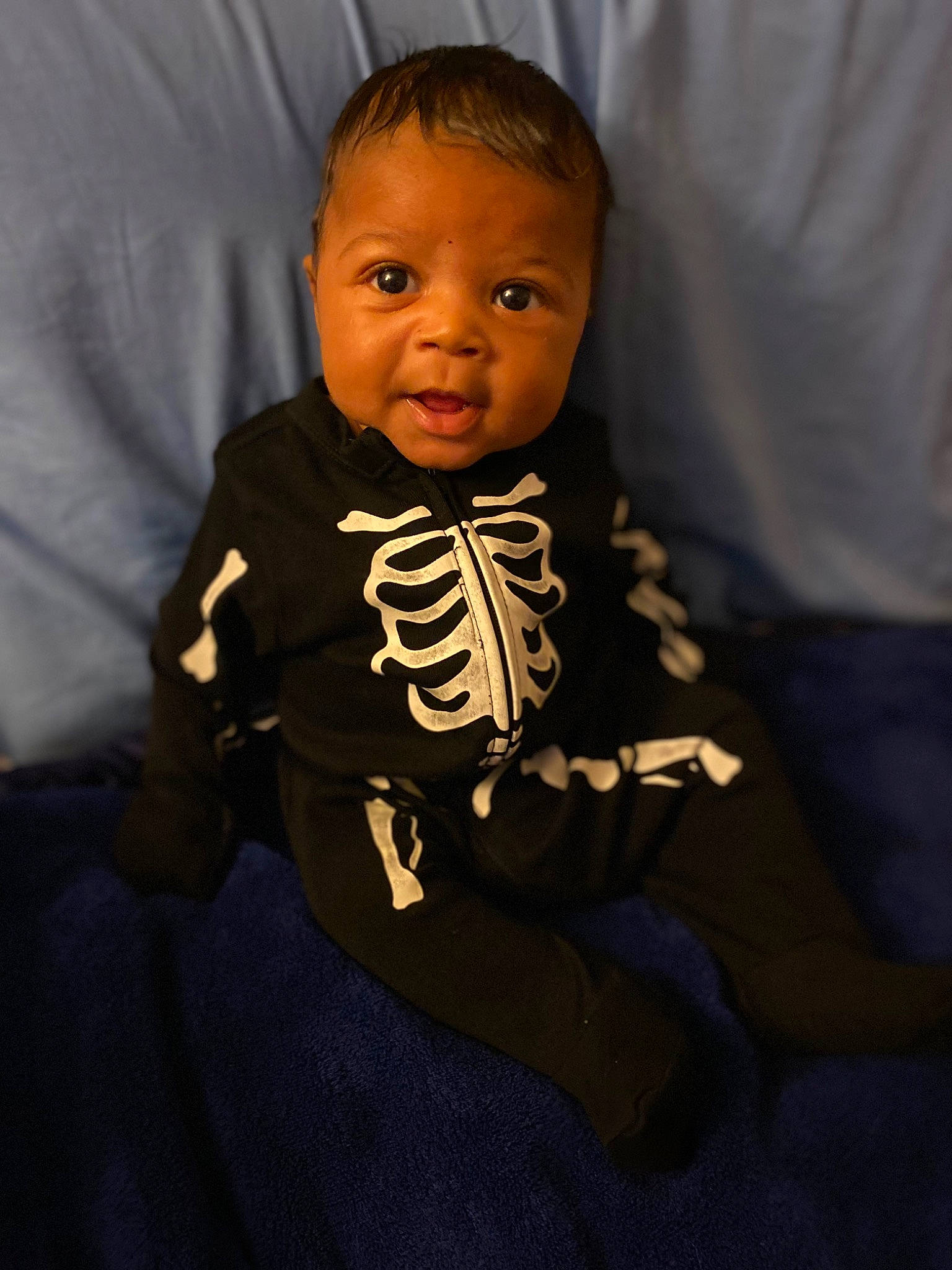 Zayvion is registered to the contest to win money with this photo: art, baby, baby_toddler_clothing, cheek, child, face, flash_photography, flooring, fun, happy, head, human_body, illustration, person, room, sitting, sleeve, smile, t_shirt, thumb