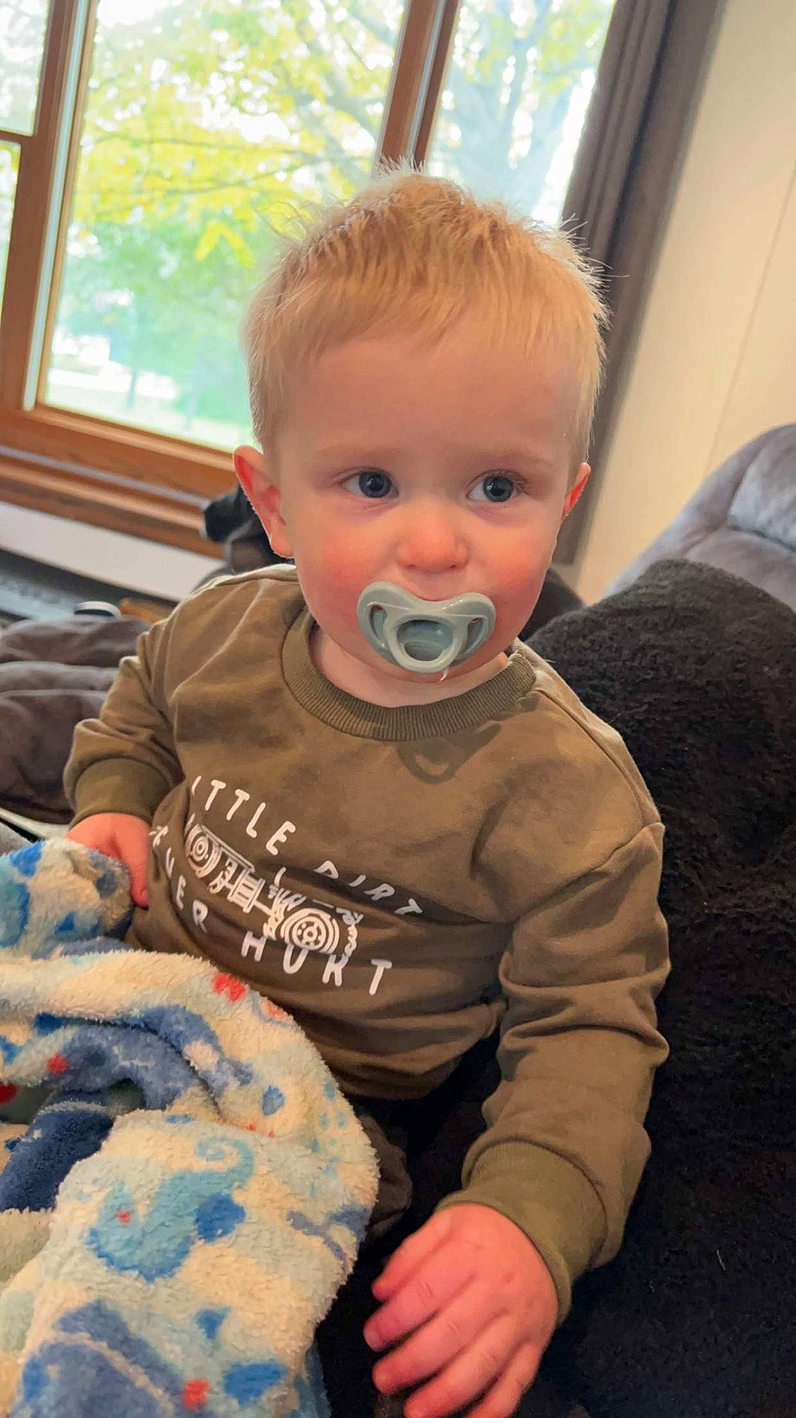 Reed joined the competition — help win amazing prizes! baby, baby_toddler_clothing, cheek, child, comfort, couch, fun, happy, iris, nose, organ, people, person, sitting, skin, sleeve, smile, t_shirt, toddler, window