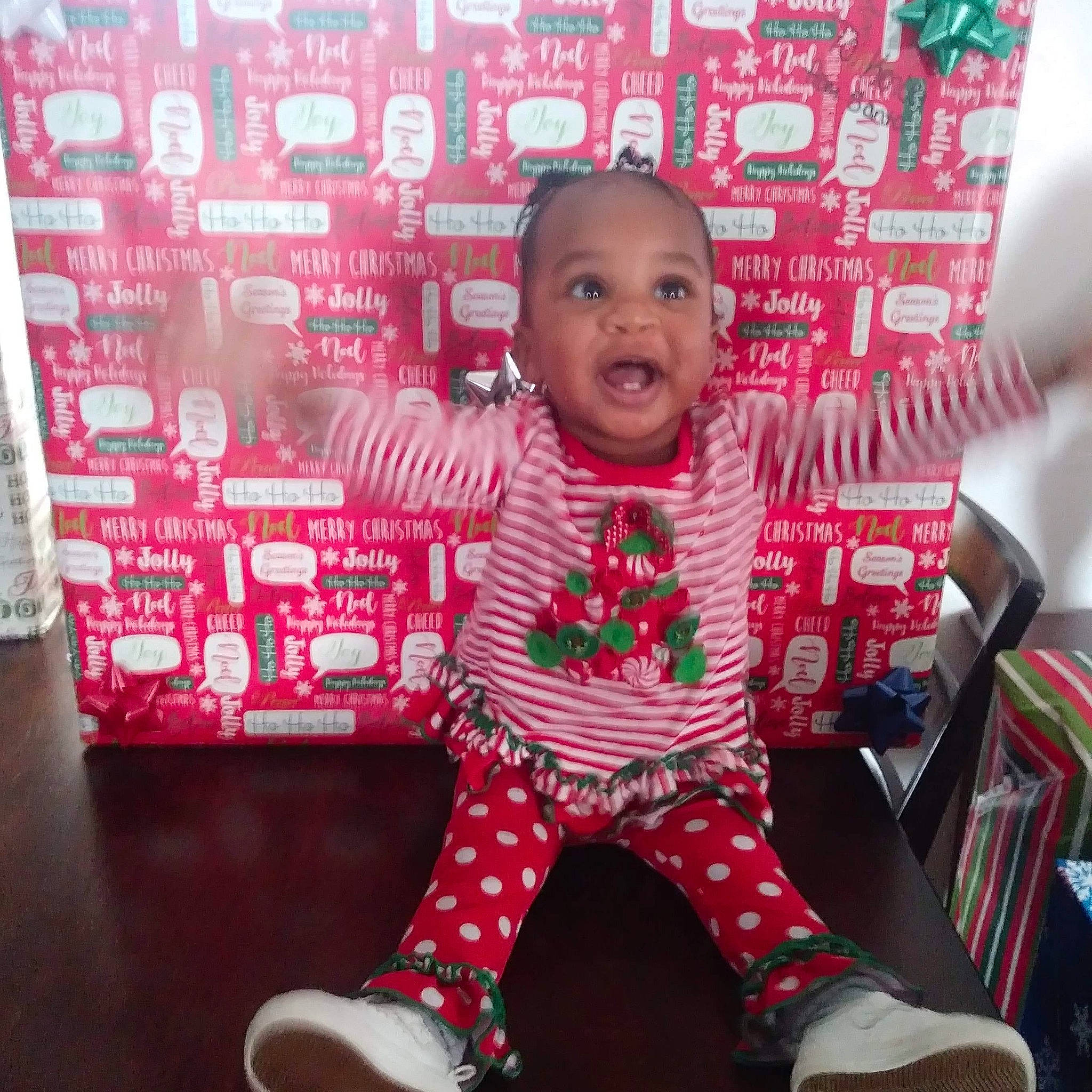 Kenlei is registered to the contest to win money with this photo: child, day, pattern, person, pink, product, red, textile, toddler