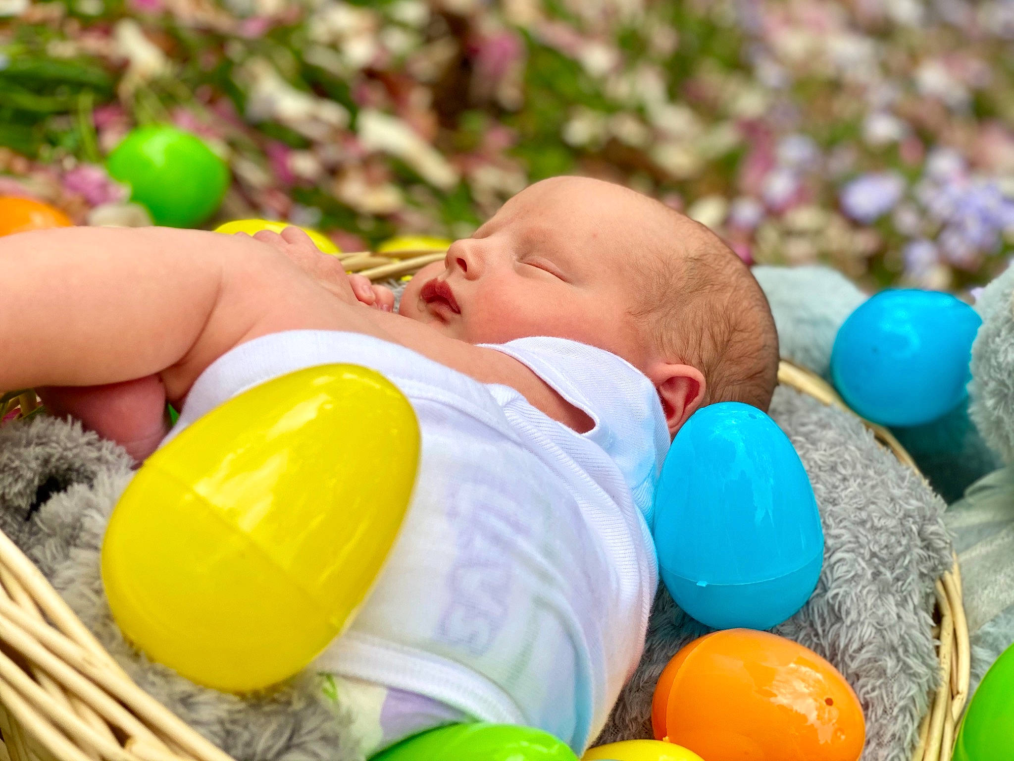 Keenan is registered to the contest to win money with this photo: baby, baby_toddler_clothing, ball, beauty, child, easter, event, fun, grass, happy, leisure, party_supply, people, people_in_nature, person, product, summer, sweetness, toddler, toy