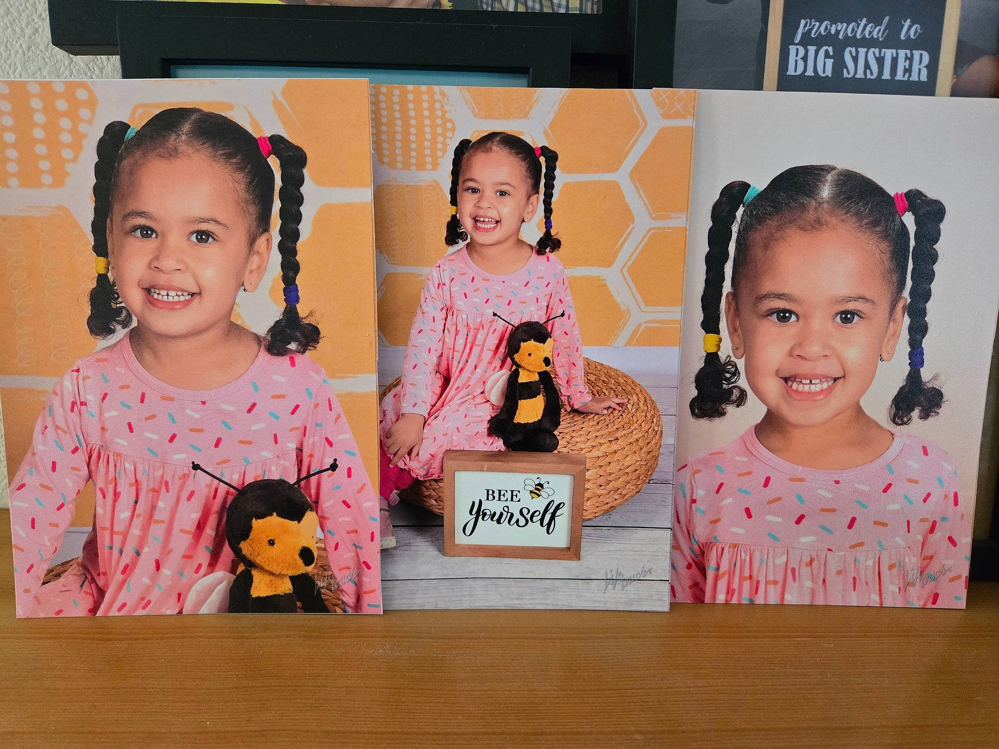 Isabelle is registered to the contest to win money with this photo: child, dress, event, fashion_accessory, fashion_design, fun, happy, jewellery, joy, magenta, necklace, party, pattern, peach, person, pink, room, sharing, smile, t_shirt