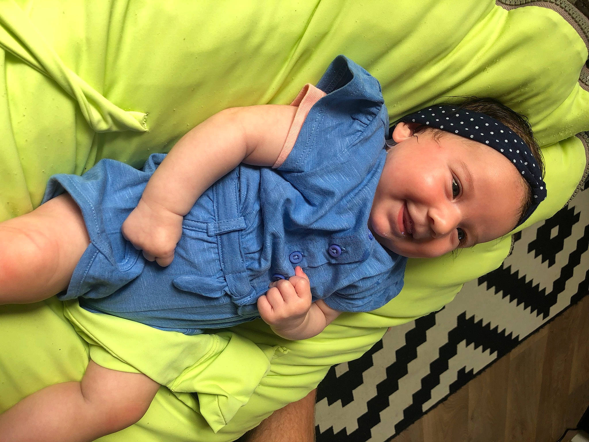 Katalya participe au concours pour gagner de l'argent avec cette photo : baby, child, headwear, joy, nap, person, sleep