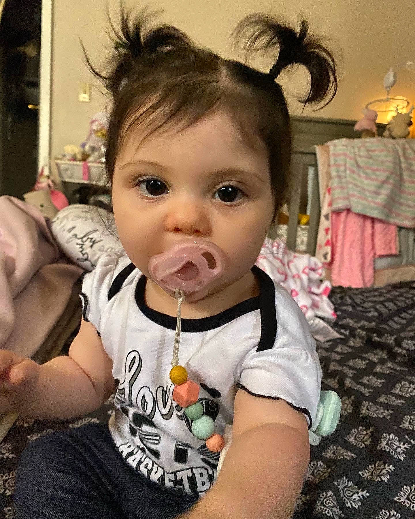 Elianna is registered to the contest to win money with this photo: arm, baby, baby_toddler_clothing, cheek, child, chin, cool, ear, eye, eyebrow, eyelash, hair, happy, head, iris, nose, person, skin, sleeve, t_shirt