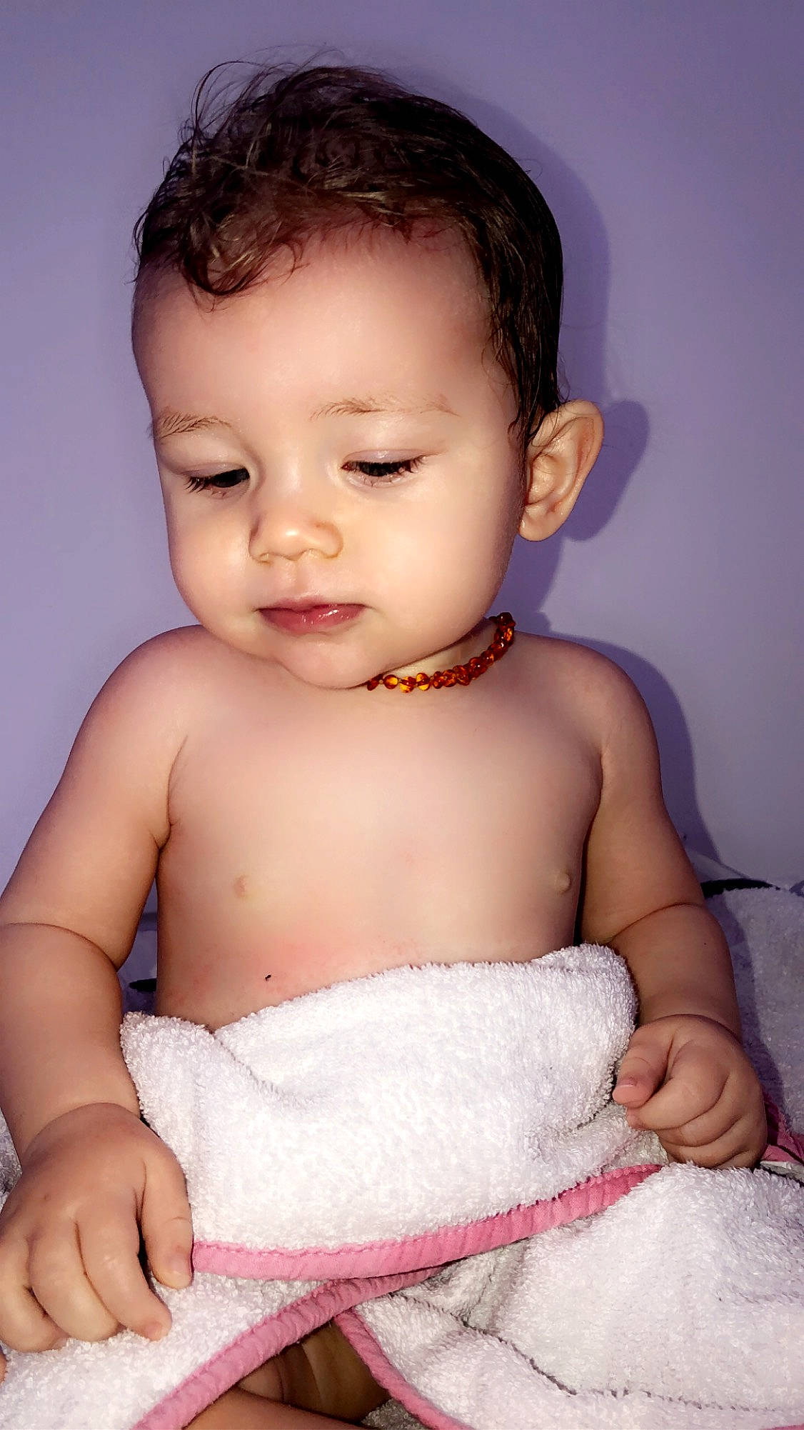 Brooke a rejoint le concours — aidez-le/la à gagner de superbes lots ! baby_toddler_clothing, cheek, child, chin, ear, eye, eyebrow, eyelash, face, forehead, head, iris, joint, lip, mouth, nose, organ, person, shoulder, skin