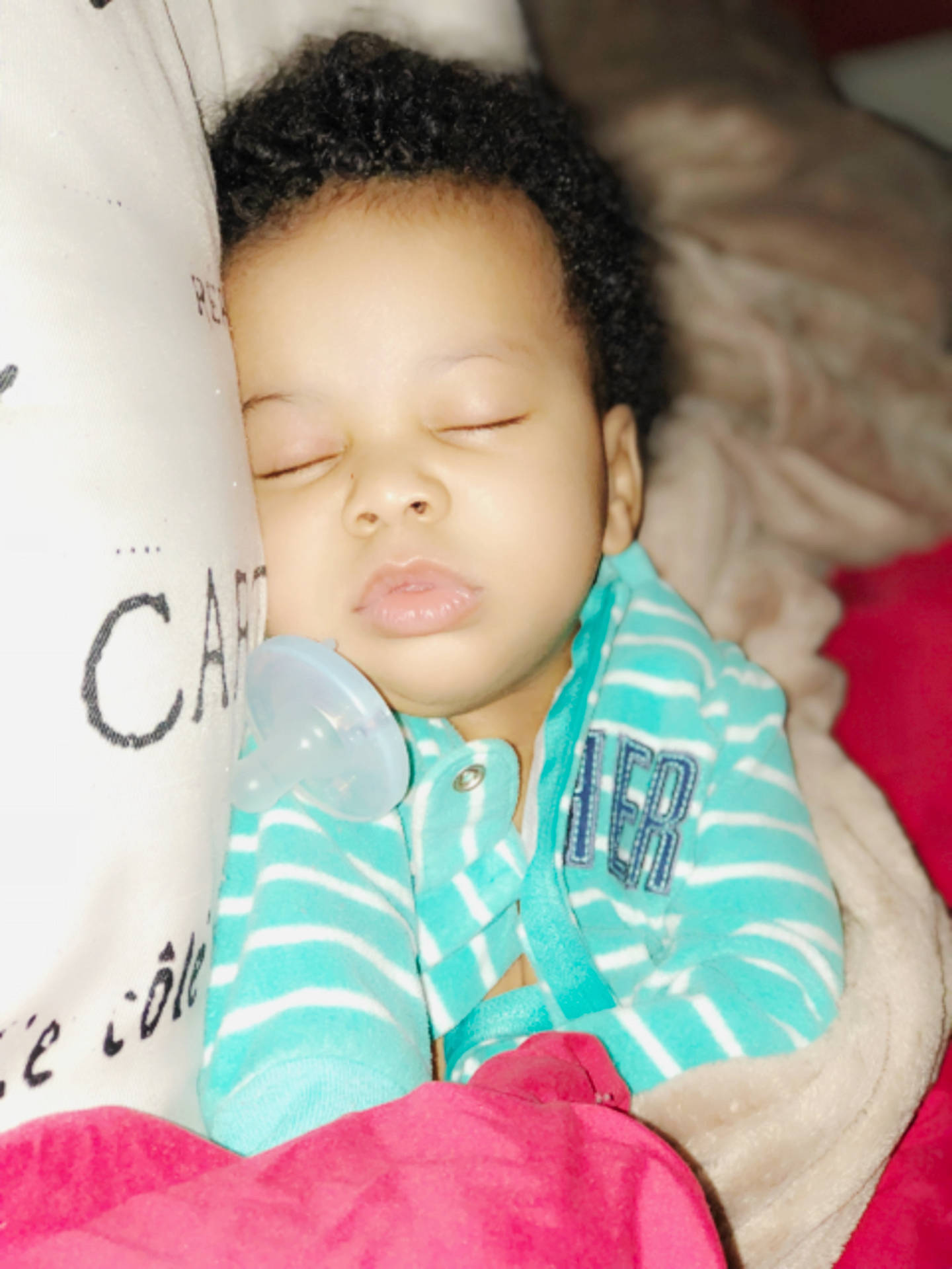 Jay?ceon is registered to the contest to win money with this photo: bedtime, cheek, child, day, face, forehead, girl, head, infant, lip, nose, person, product, sitting, skin, smile, toddler