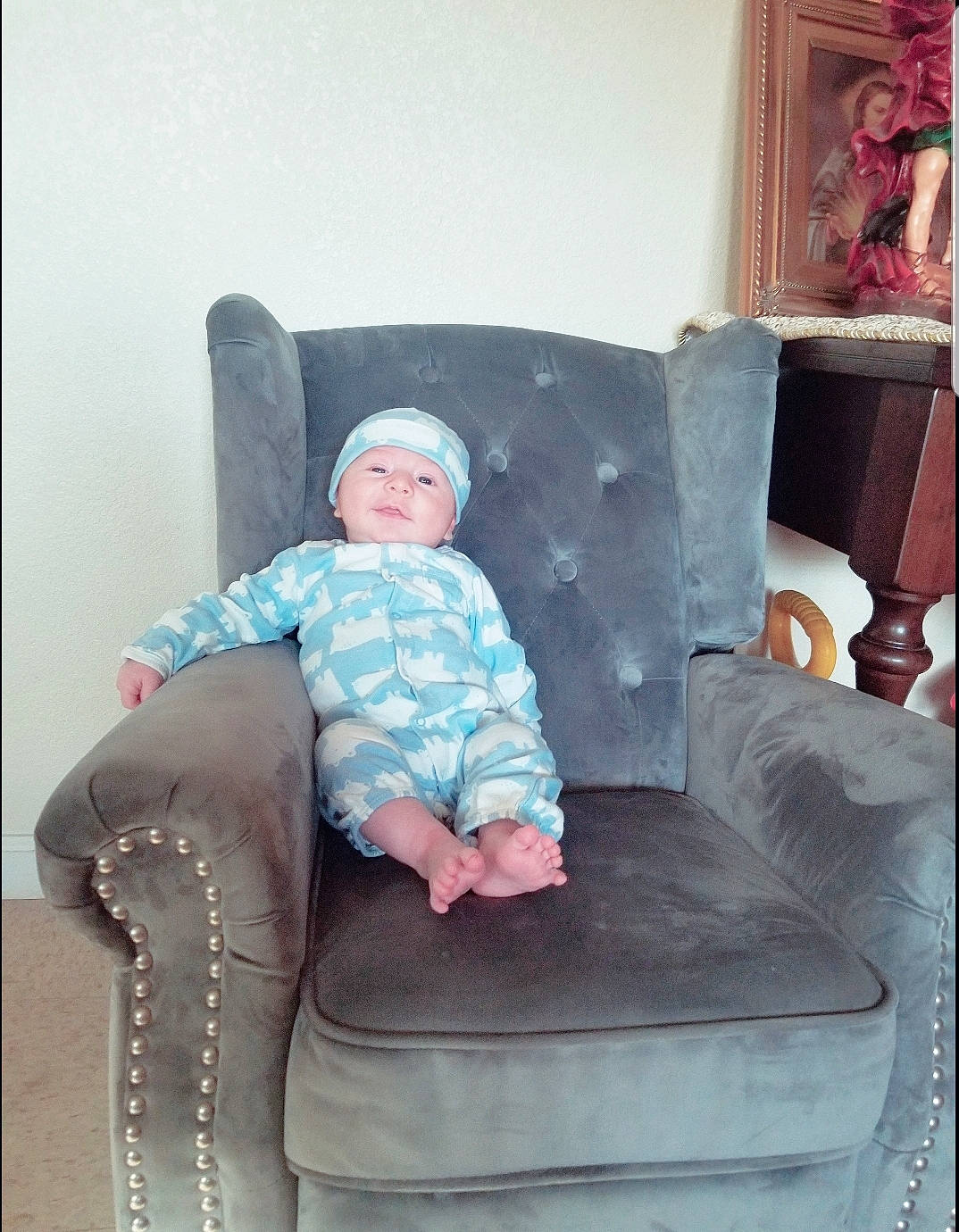 Luis Fernando joined the competition — help win amazing prizes! chair, child, club_chair, comfort, couch, furniture, person, pink, recliner, room, sitting, slipcover, toddler