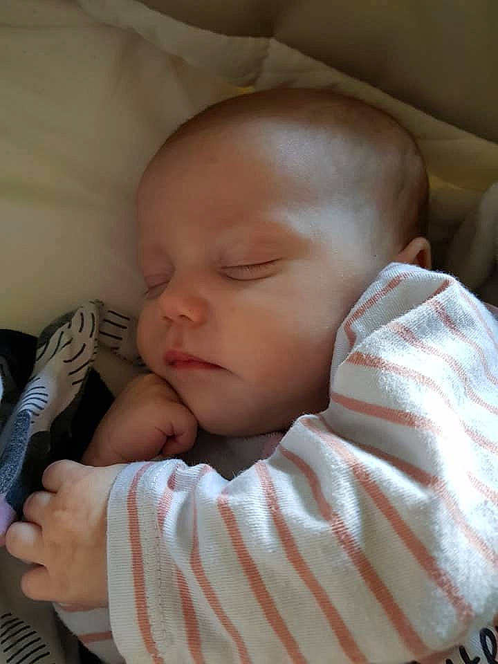 Kathleen participe au concours pour gagner de l'argent avec cette photo : baby, bedtime, cheek, child, face, finger, hand, head, lip, mouth, nap, nose, person, skin, sleep, toddler