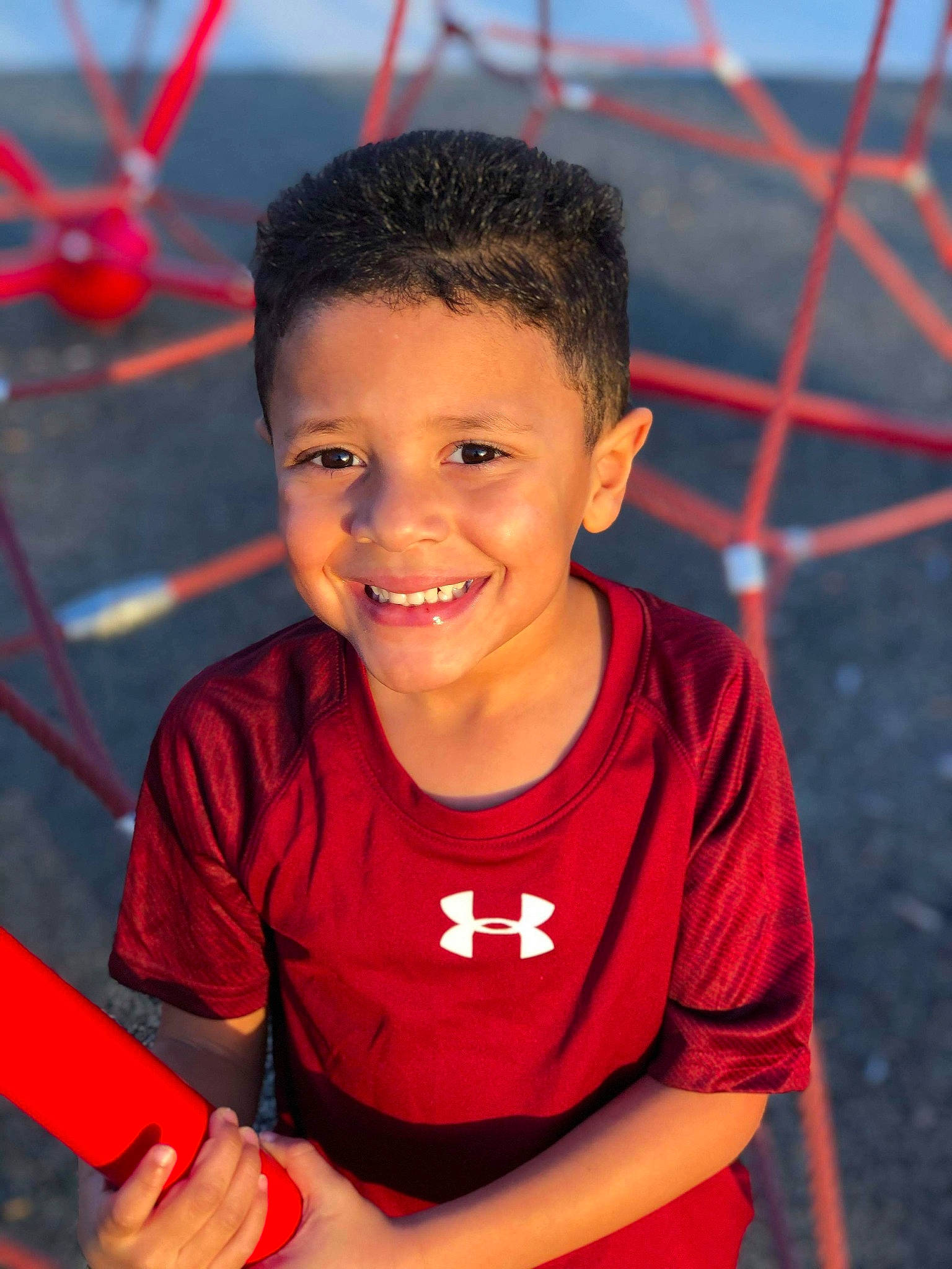 Kylin is registered to the contest to win money with this photo: child, fun, happy, joy, person, play, red, smile