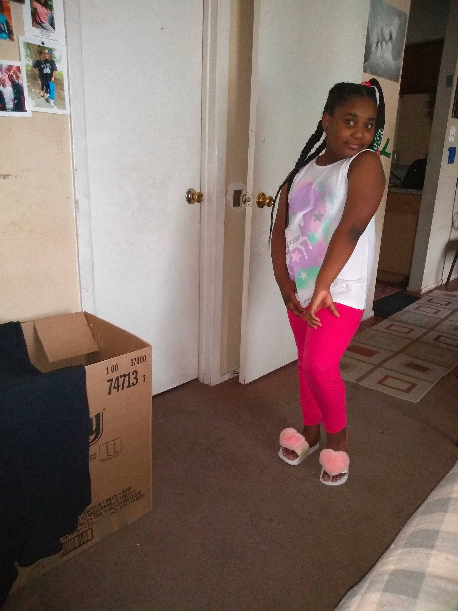 Arriana joined the competition — help win amazing prizes! joint, joy, knee, leg, person, pink, shoulder, thigh