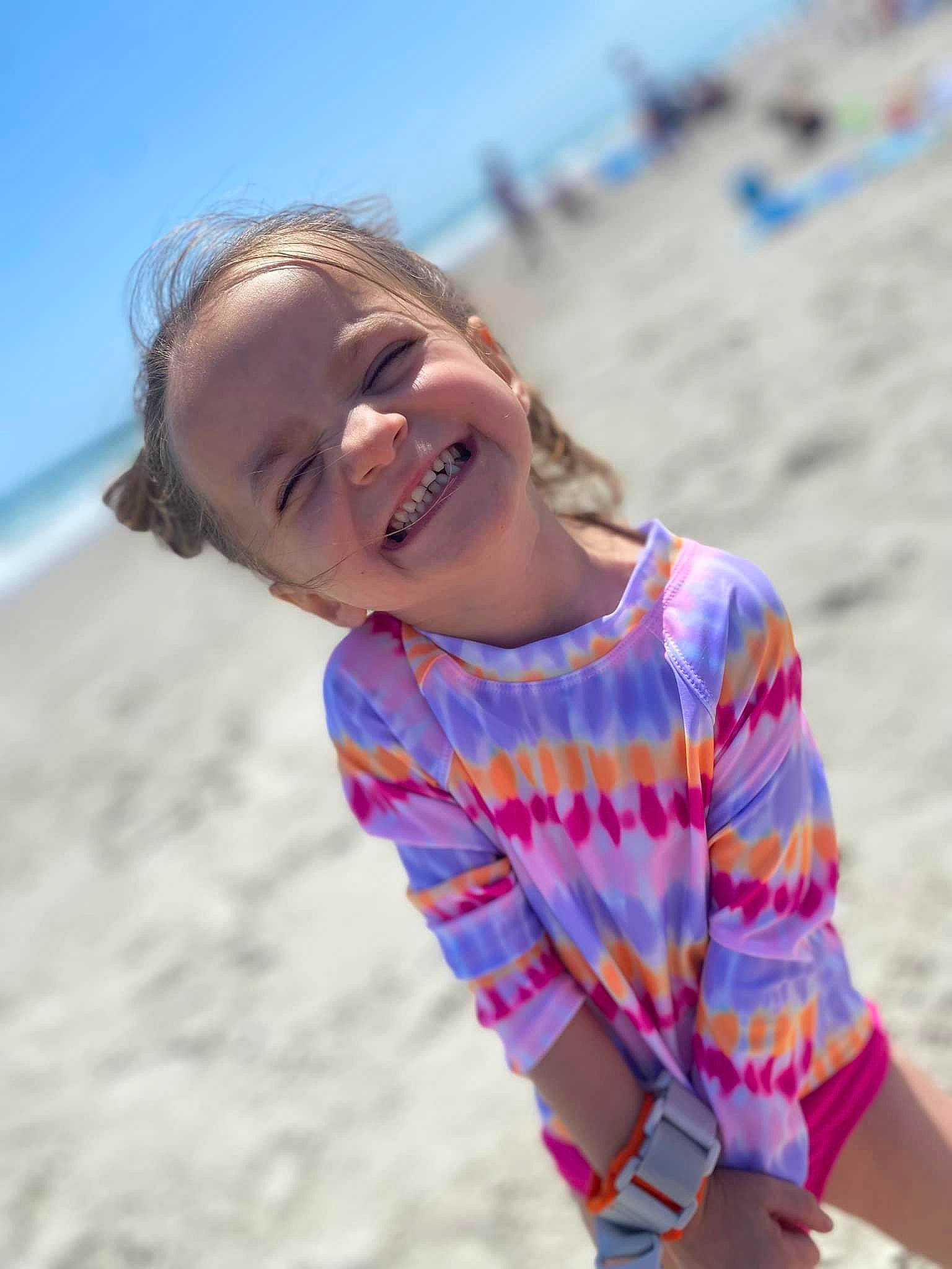 Kenz'Lee is registered to the contest to win money with this photo: azure, beach, beauty, child, coast, fun, happy, holiday, joy, leisure, ocean, people_in_nature, people_on_beach, person, play, sand, skin, sky, smile, t_shirt