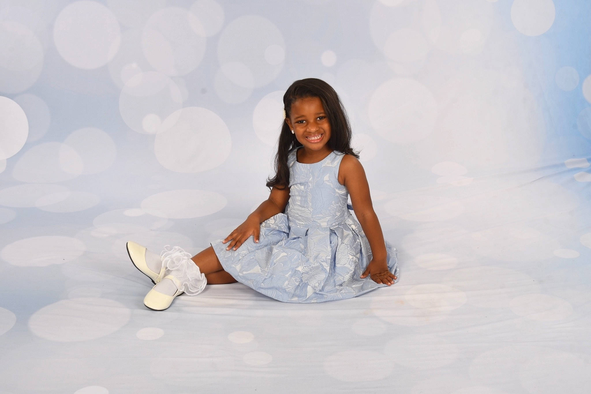 Kadence is registered to the contest to win money with this photo: black_hair, elbow, finger, flash_photography, flooring, formal_wear, fun, gesture, hair, happy, head, human_leg, joy, knee, leisure, long_hair, people_in_nature, person, skin, sleeve