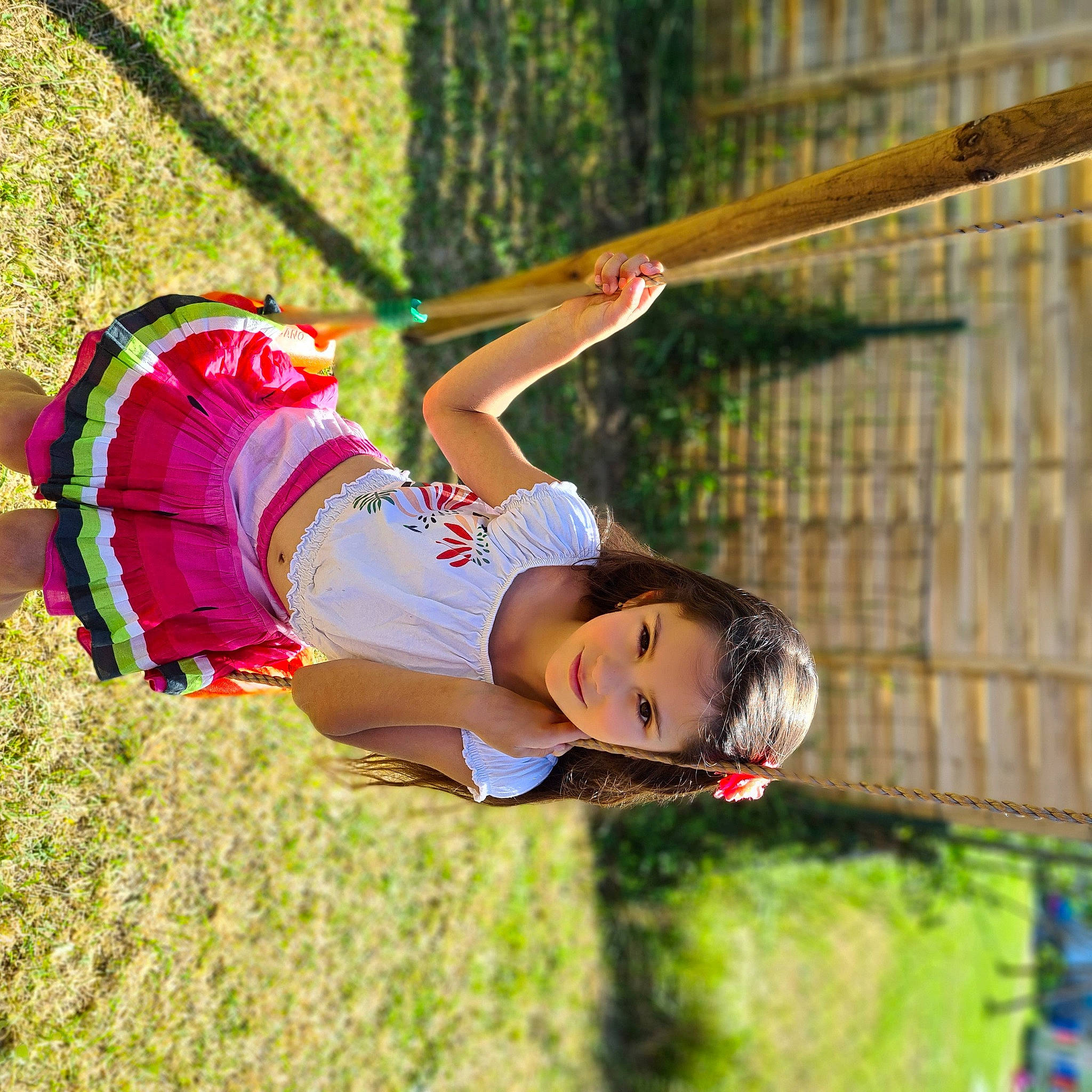 Maelys participe au concours pour gagner de l'argent avec cette photo : child, competition_event, fun, grass, happy, hat, joy, leisure, outdoor_play_equipment, people_in_nature, person, plant, play, player, recreation, shorts, sports, thigh, tree, vacation