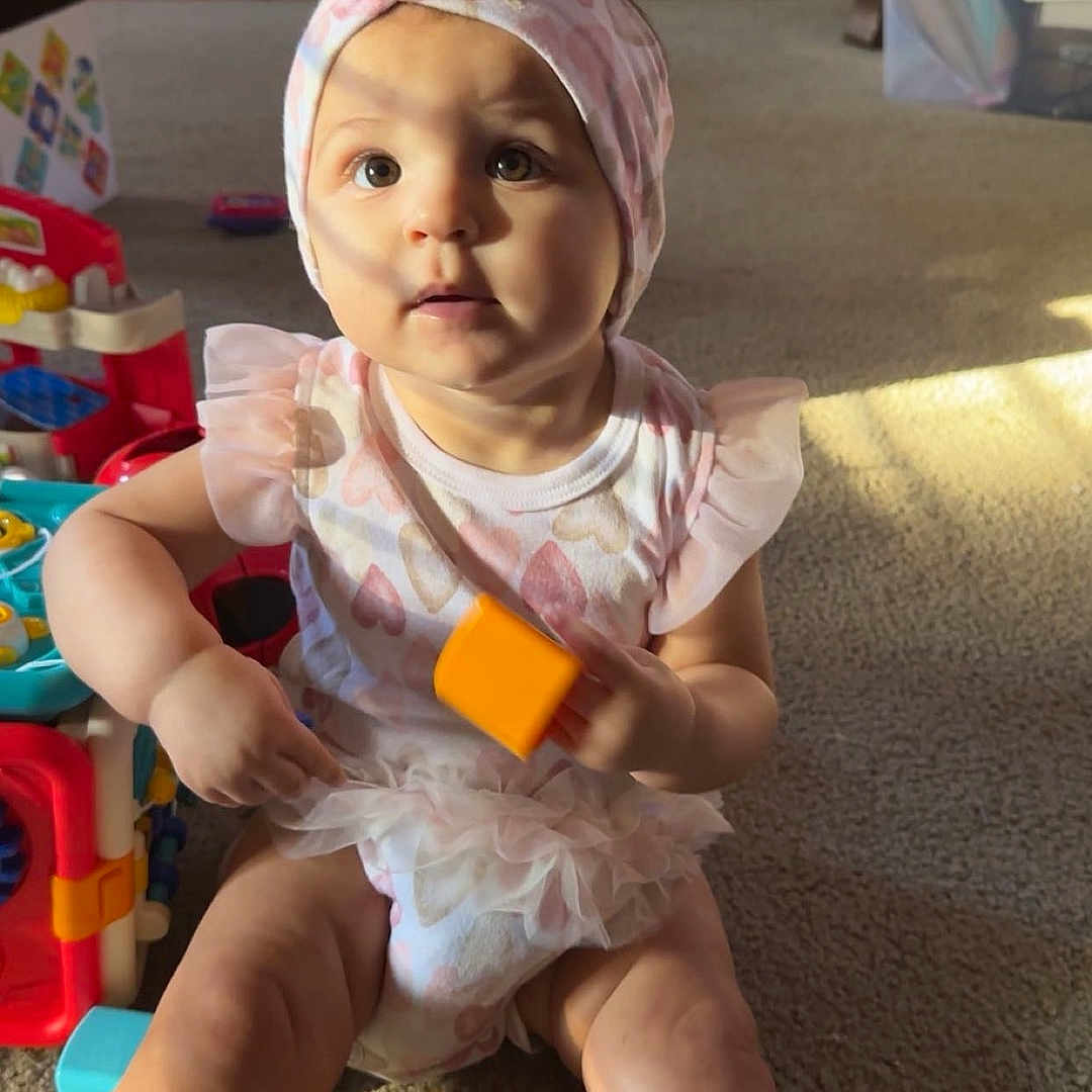 Rowan is registered to the contest to win money with this photo: accessories, alley, architecture, baby, bag, ball, baseballcap, beanie, bed, bedroom, bodypart, bonnet, book, bookcase, box, bracelet, brick, building, cabinet, cap