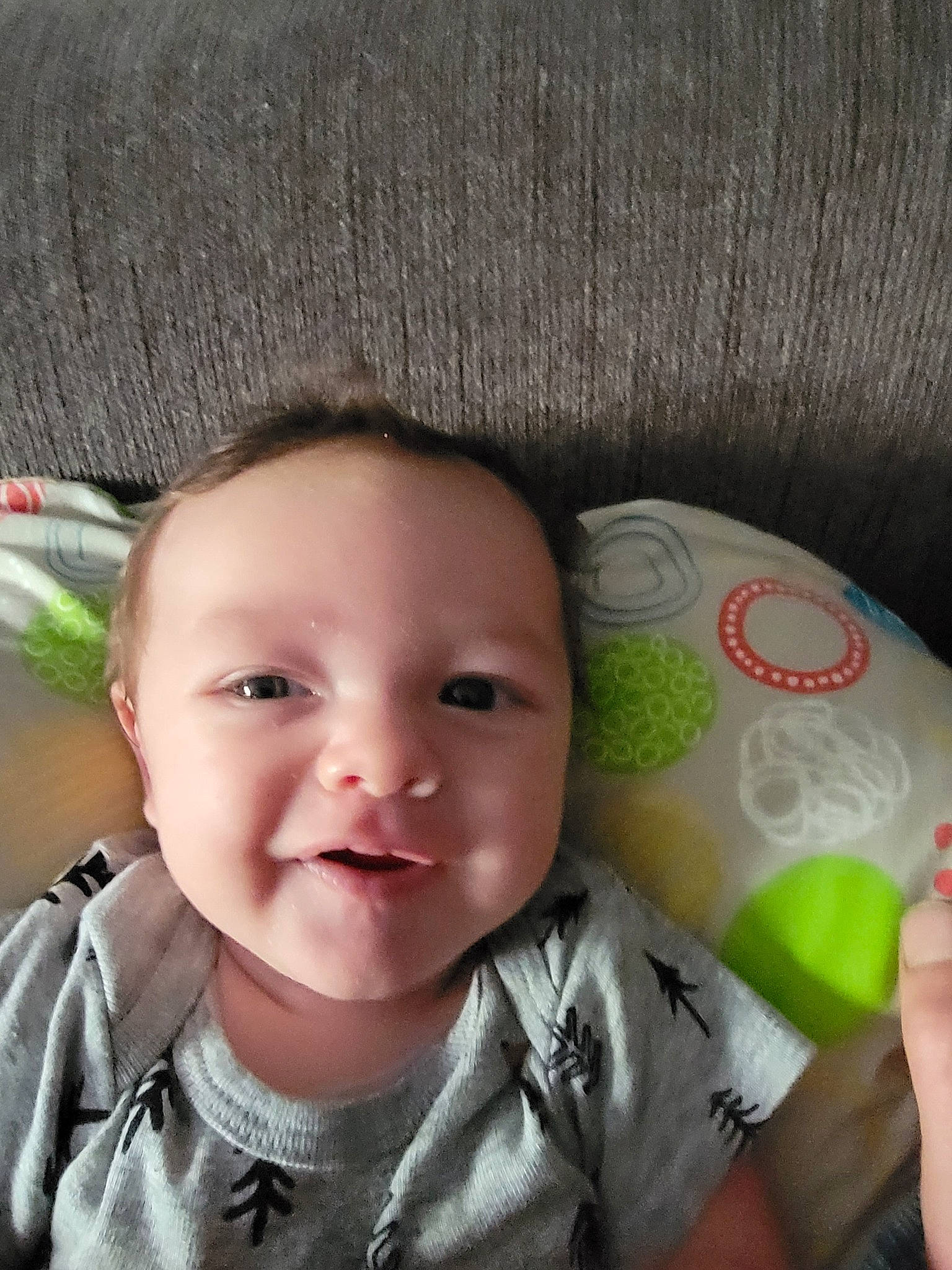 Linkin is registered to the contest to win money with this photo: baby_toddler_clothing, cheek, chin, ear, eye, eyebrow, eyelash, face, finger, forehead, hand, head, iris, lip, mouth, nose, person, skin, sleeve, smile