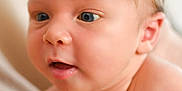 Thélio a rejoint le concours — aidez-le/la à gagner de superbes lots ! baby, bodypart, face, finger, hand, head, mouth, newborn, person, photography, portrait