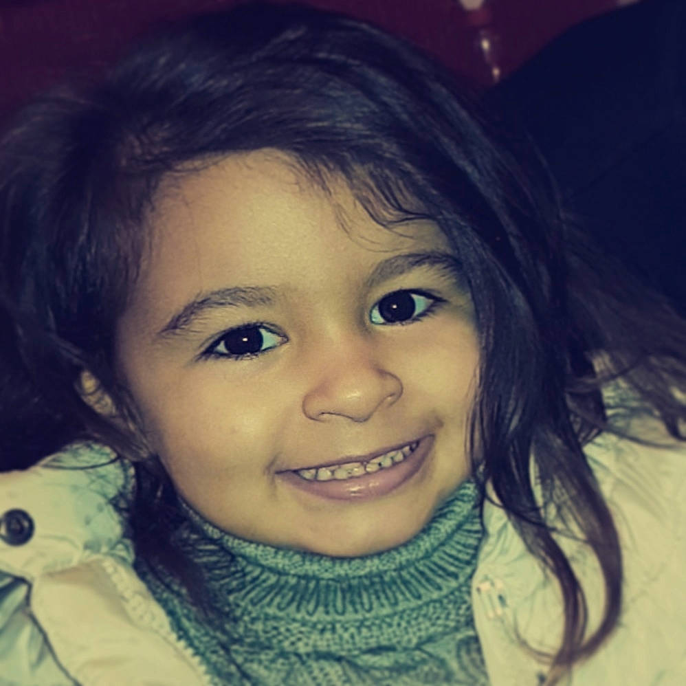 Aliya participe au concours pour gagner de l'argent avec cette photo : beauty, cheek, child, chin, cool, eye, eyebrow, face, facial_expression, forehead, hair, hairstyle, head, iris, joy, lip, nose, organ, person, skin