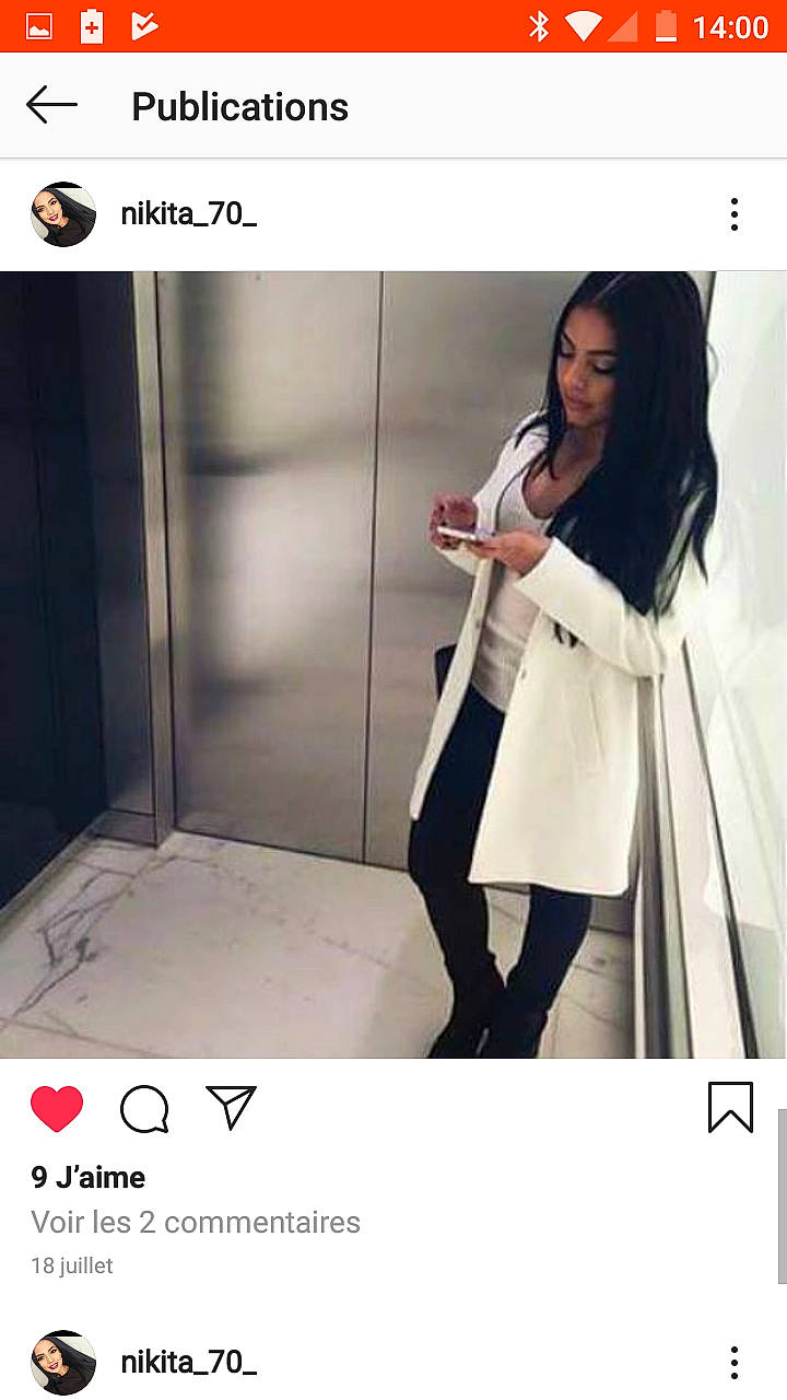 Matilda a rejoint le concours — aidez-le/la à gagner de superbes lots ! beauty, blouse, clothing, coat, jacket, neck, outerwear, person, photography, skin, sleeve, top