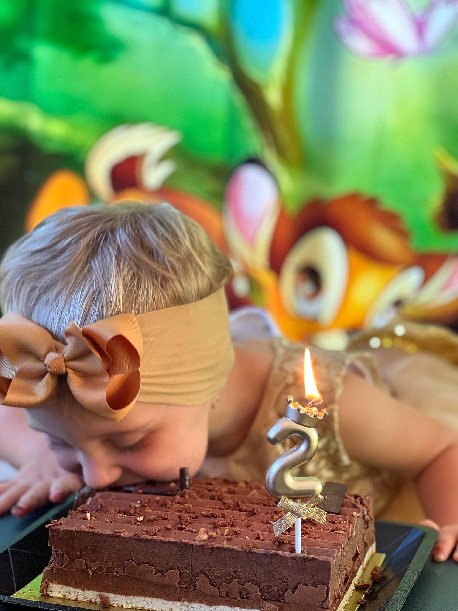 Emma participe au concours pour gagner de l'argent avec cette photo : baked_goods, baking, birthday_cake, buttercream, cake, cake_decorating, cake_decorating_supply, candle, cuisine, dessert, dish, event, food, fun, happy, ingredient, person, recipe, sweetness, tableware