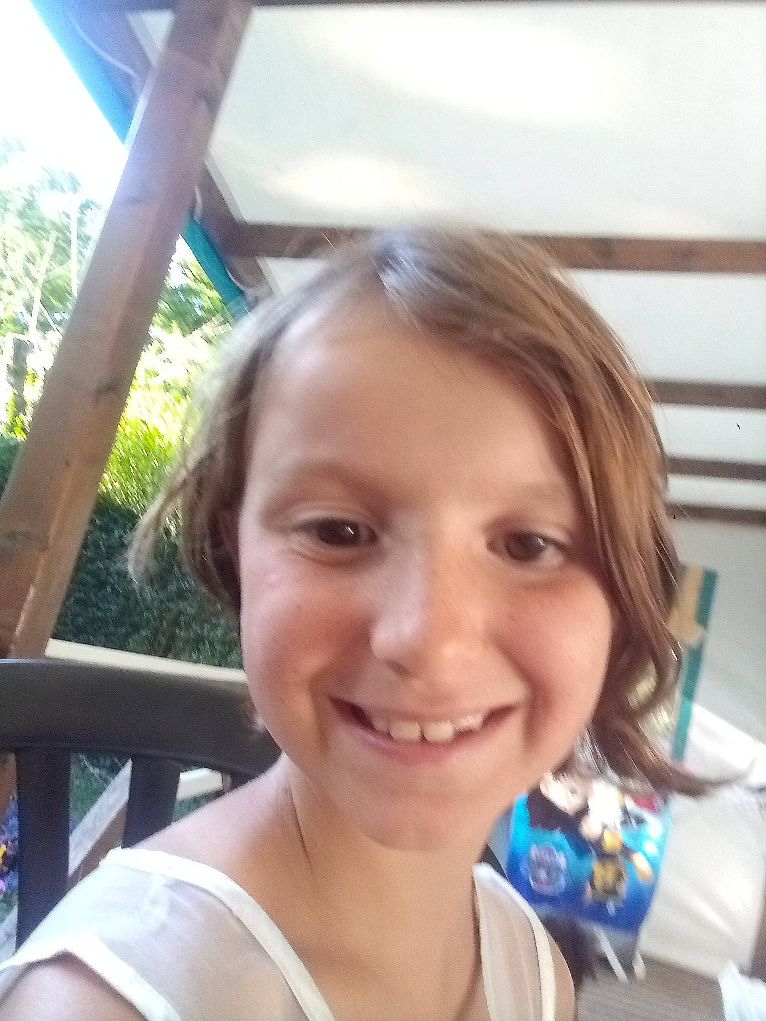 Ylana participe au concours pour gagner de l'argent avec cette photo : blond, child, chin, ear, eyebrow, forehead, fun, hairstyle, happy, iris, jaw, joy, leisure, lip, mouth, nose, person, selfie, skin, smile