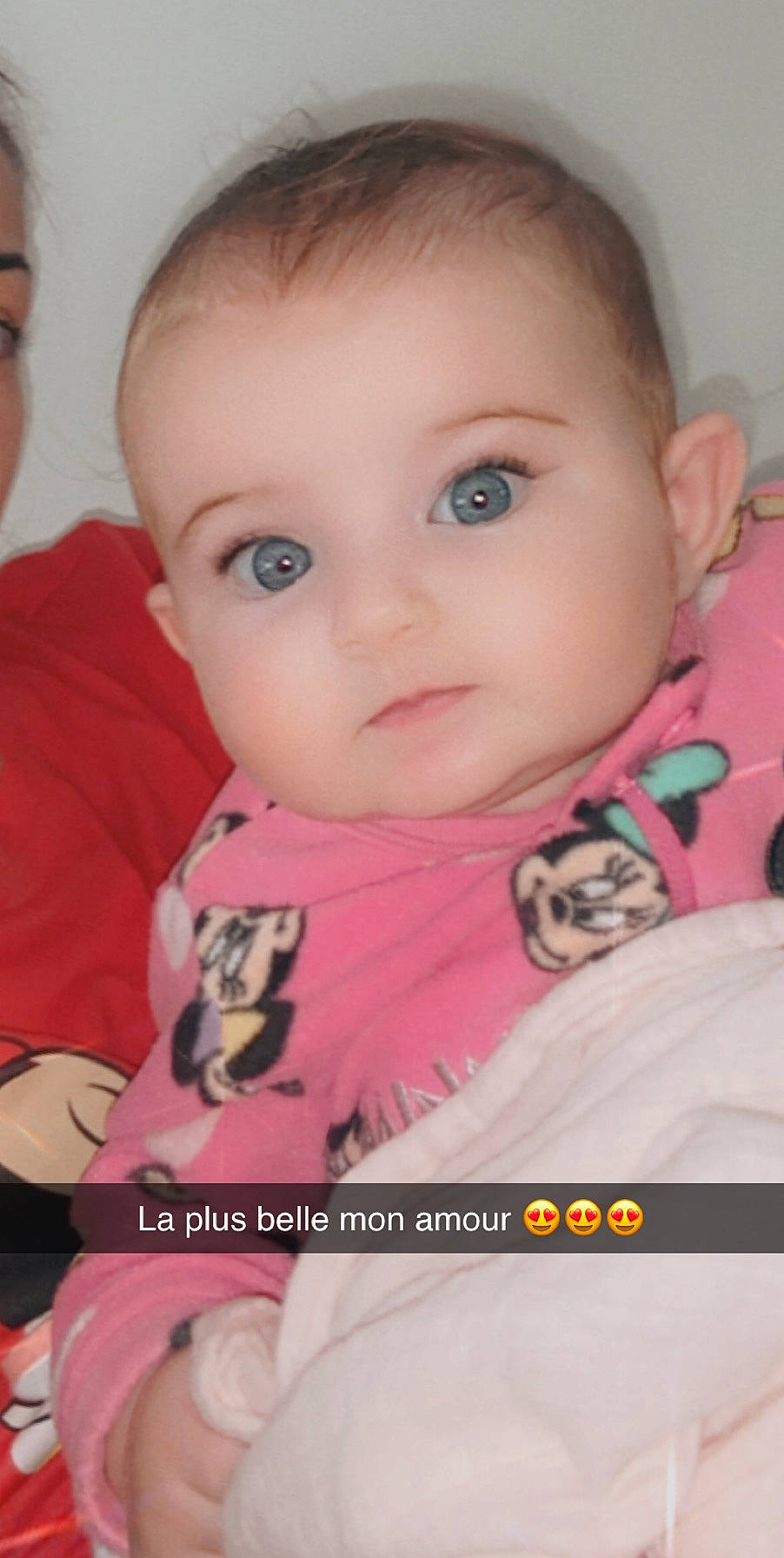 Giuliana participe au concours pour gagner de l'argent avec cette photo : baby, beauty, brown_hair, cheek, child, chin, ear, eye, eyebrow, face, forehead, head, iris, lip, mouth, nose, person, photography, pink, skin