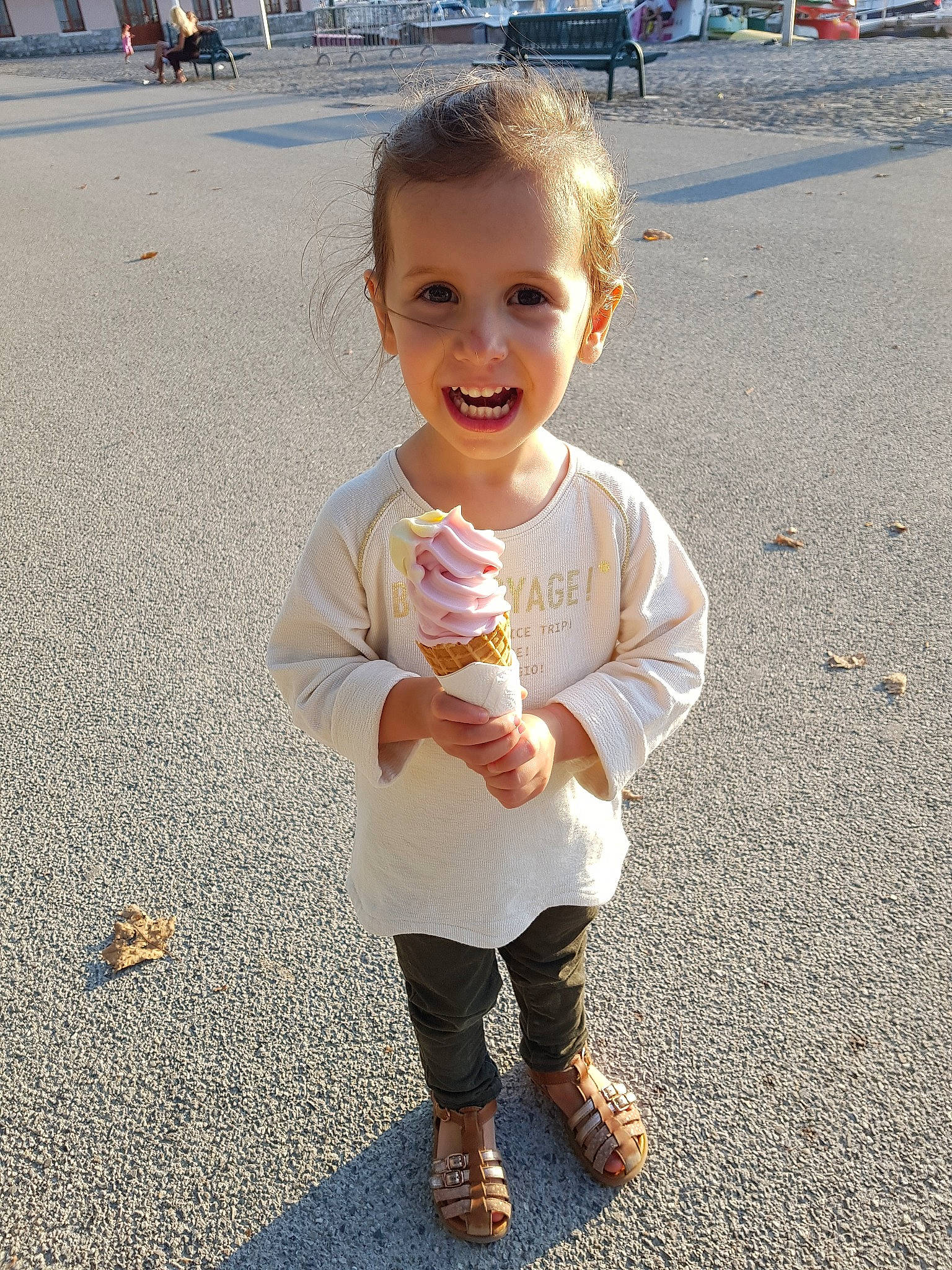 Jade a rejoint le concours — aidez-le/la à gagner de superbes lots !