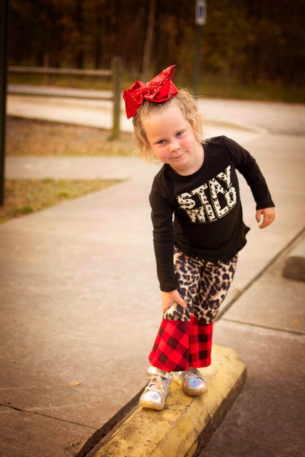 Avagrace joined the competition — help win amazing prizes! cool, eyewear, flash_photography, fun, happy, joy, knee, pattern, person, plaid, recreation, shoulder, sleeve, smile, sock, standing, street_fashion, t_shirt, tartan, tints_and_shades