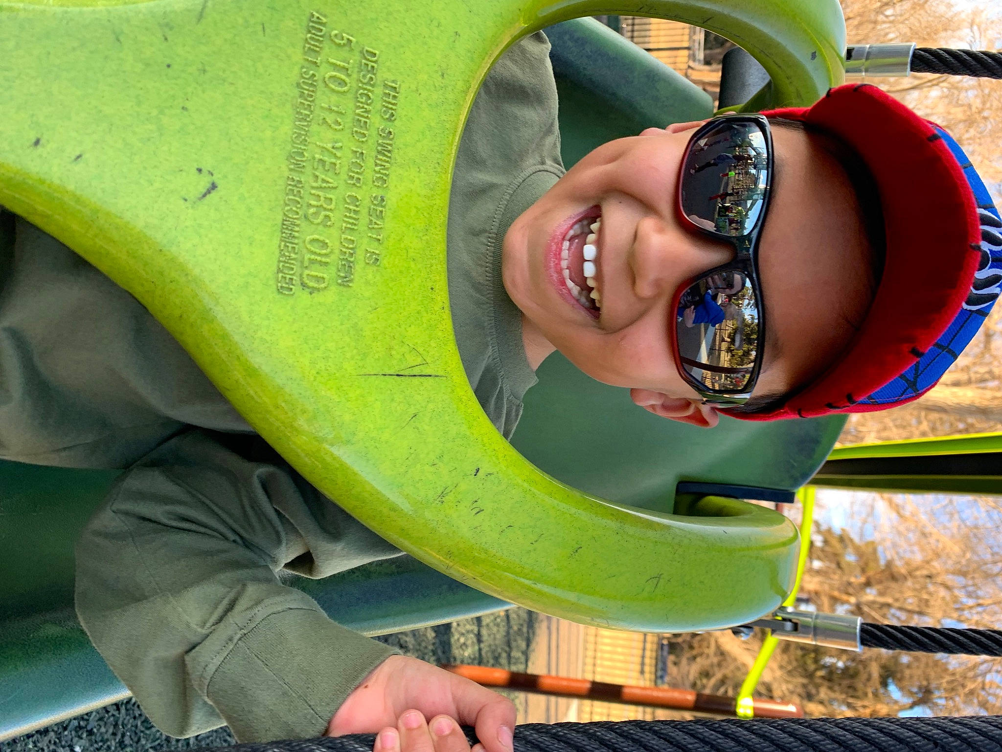 Giovanni is registered to the contest to win money with this photo: art, cool, eyewear, fashion_accessory, fun, grass, green, happy, headgear, headwear, jewellery, joy, keyboard, leisure, person, personal_protective_equipment, recreation, smile, sunglasses, tree