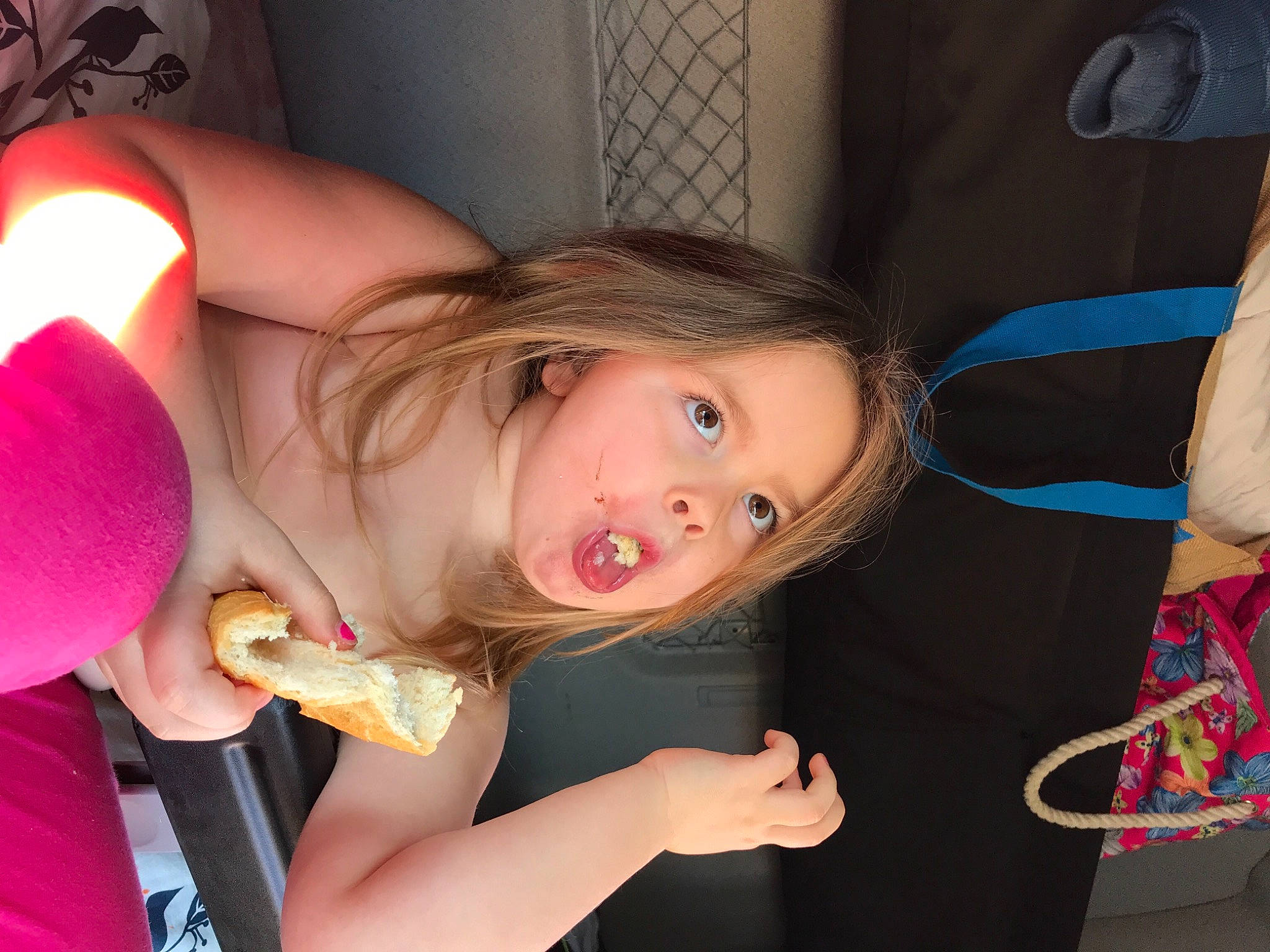 Maeva participe au concours pour gagner de l'argent avec cette photo : cheek, child, finger, lip, mouth, neck, person, surprise, throat, tongue