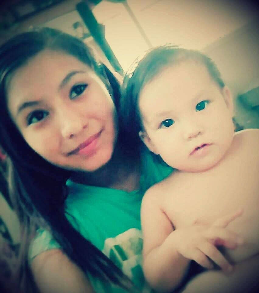 Rahnezmae is registered to the contest to win money with this photo: cheek, chin, cloud, eyebrow, eyelash, face, flash_photography, gesture, happy, interaction, iris, jaw, joy, lip, mammal, mouth, nose, person, skin, smile