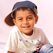 Aayan is registered to the contest to win money with this photo: