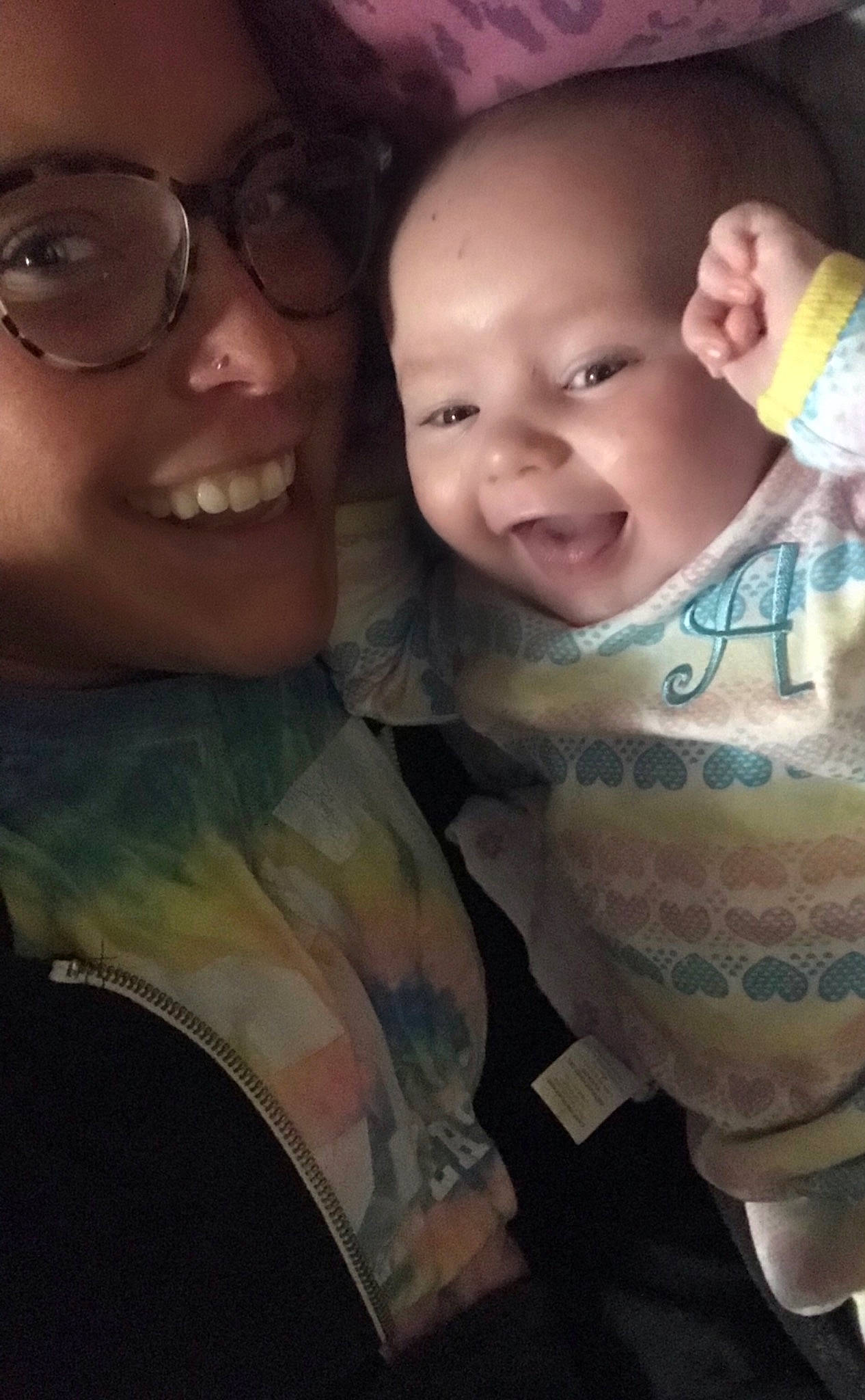 Ayana is registered to the contest to win money with this photo: baby, cheek, child, cool, face, facial_expression, forehead, fun, glasses, happy, head, joy, mother, mouth, nose, person, photography, selfie, skin, sky