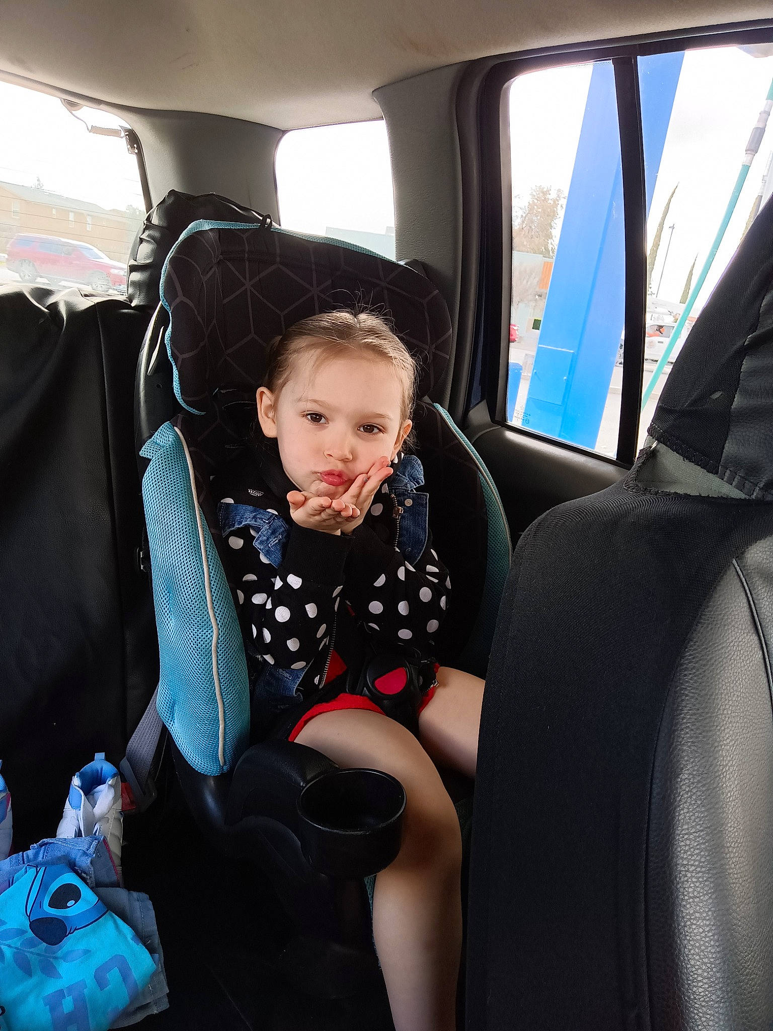 Naomi joined the competition — help win amazing prizes! air_travel, airline, auto_part, automotive_design, car_seat, car_seat_cover, comfort, family_car, fun, head_restraint, luxury_vehicle, mode_of_transport, motor_vehicle, passenger, person, seat_belt, toddler, travel, vehicle, vehicle_door