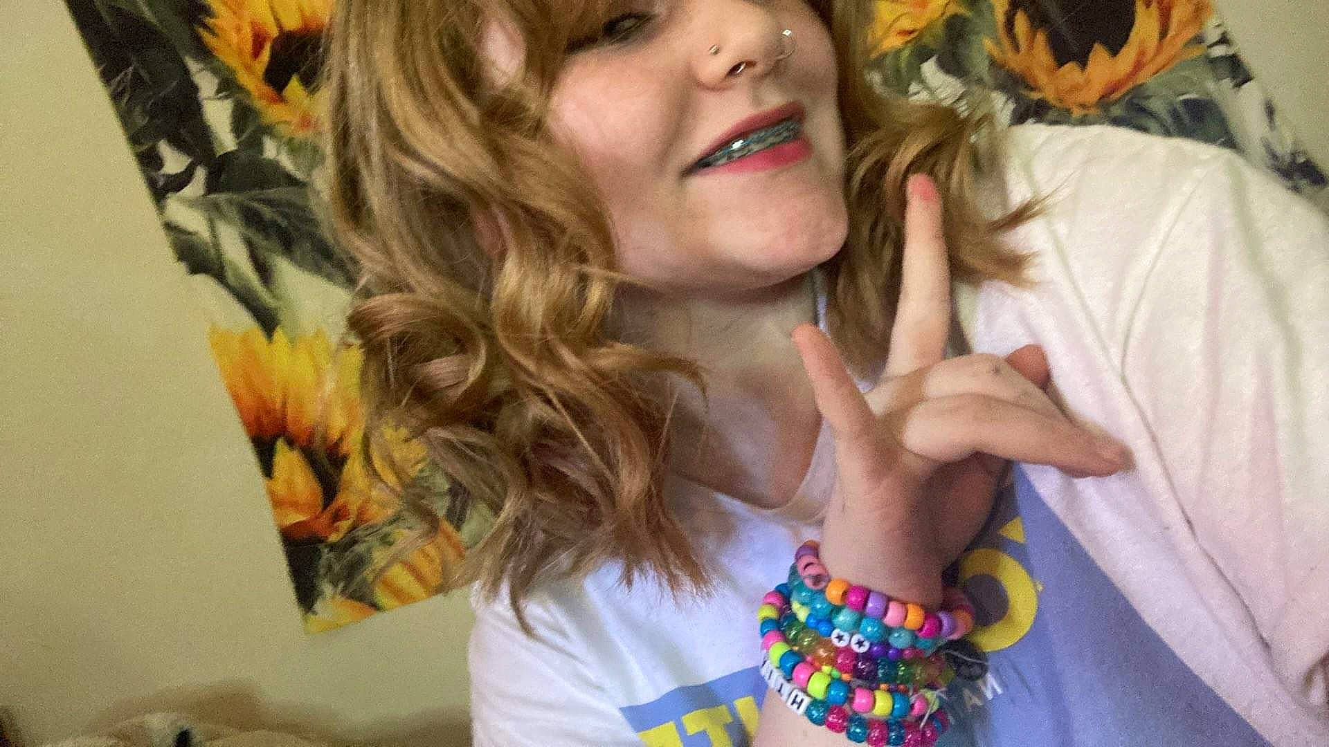 Kaisey joined the competition — help win amazing prizes! ear, eyelash, facial_expression, finger, gesture, hairstyle, happy, human, joy, lip, mouth, nail, neck, orange, organ, people, person, smile, summer, t_shirt