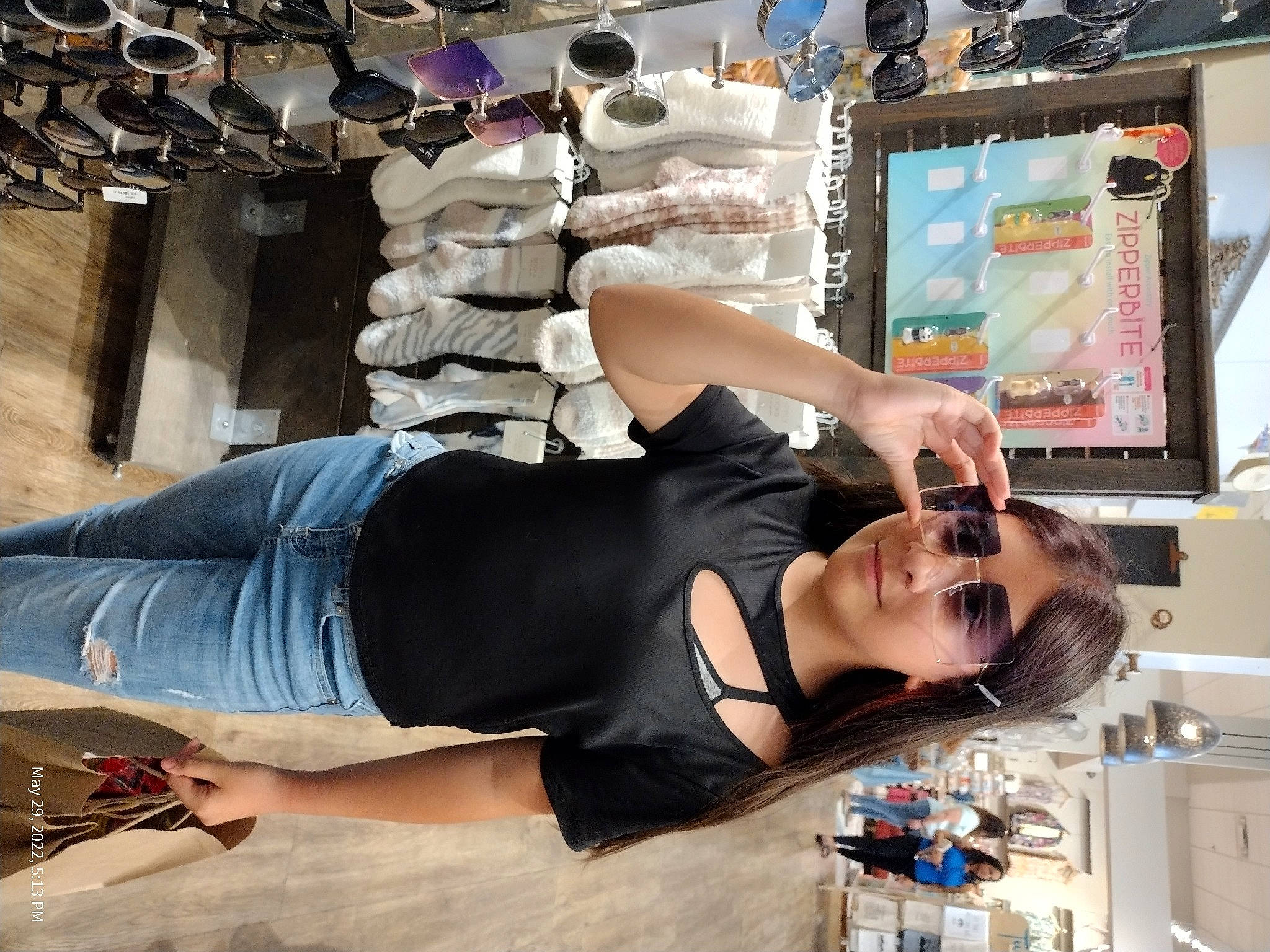 Jessica is registered to the contest to win money with this photo: abdomen, arm, automotive_design, chest, cool, eyewear, fashion, human_leg, muscle, person, photograph, sandal, shoulder, snapshot, sportswear, street_fashion, sunglasses, television_set, thigh, trunk