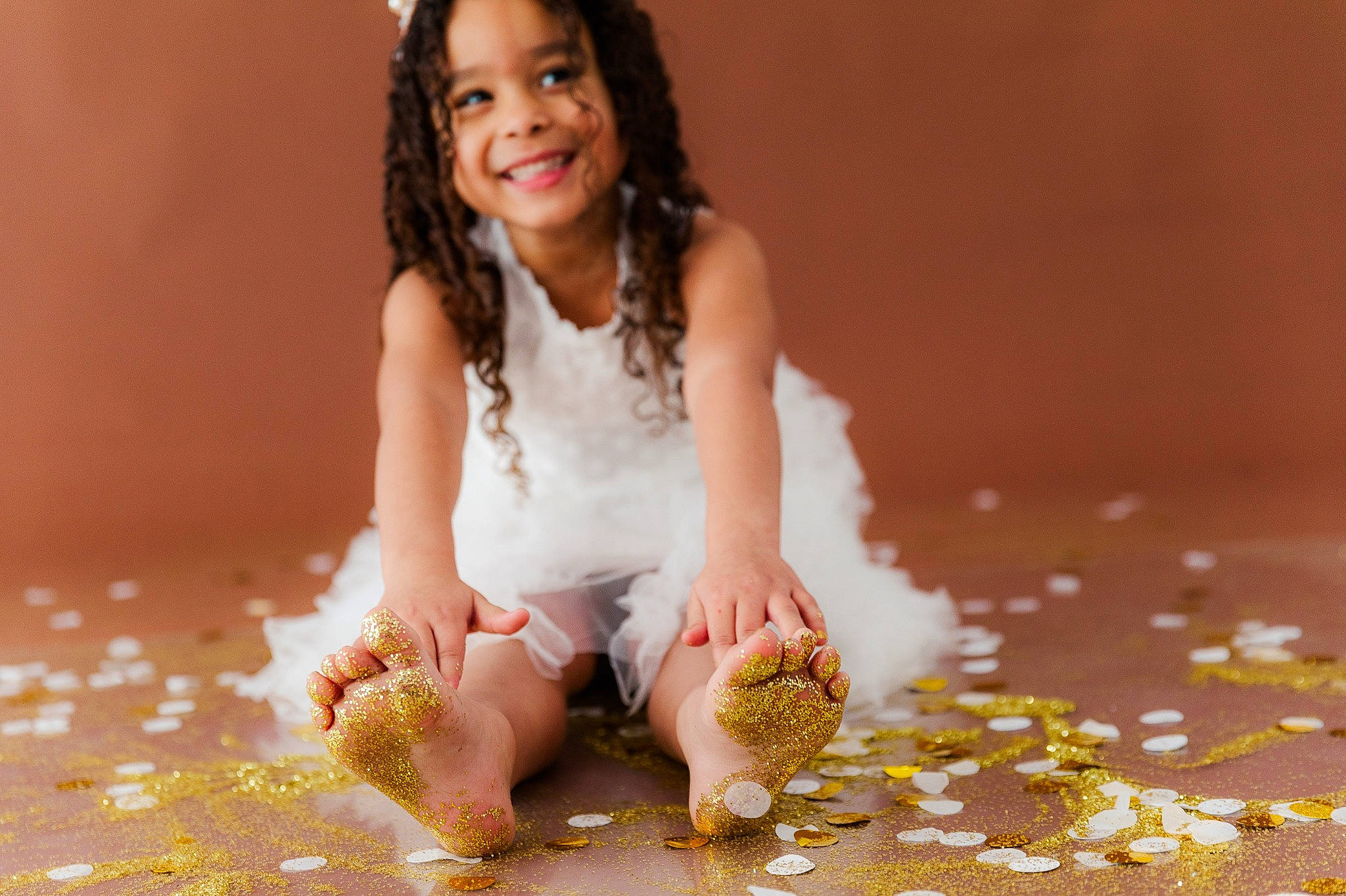 Brooklynne joined the competition — help win amazing prizes! barefoot, beauty, event, flash_photography, flower, foot, fun, grass, happy, human_leg, jewellery, joy, knee, leisure, peach, people_in_nature, person, petal, portrait_photography, sitting