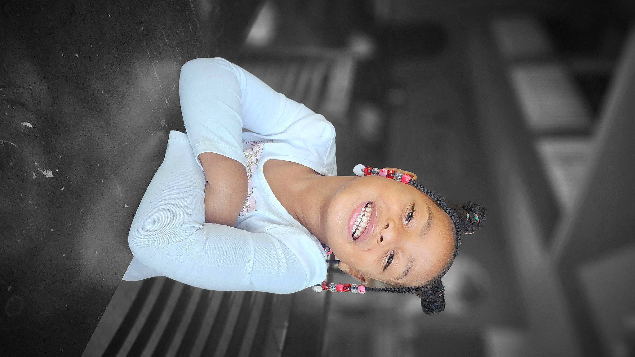 Ka'Miya is registered to the contest to win money with this photo: abdomen, arm, chest, darkness, elbow, electric_blue, entertainment, event, eyewear, face, flash_photography, fun, happy, human_leg, joy, lip, performing_arts, person, portrait_photography, smile