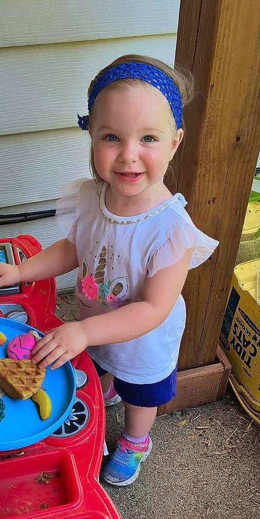 Anna joined the competition — help win amazing prizes! baby_toddler_clothing, beauty, blue, cap, child, clothing, facial_expression, fun, happy, joy, leisure, person, photograph, pink, shorts, skin, smile, snapshot, standing, summer