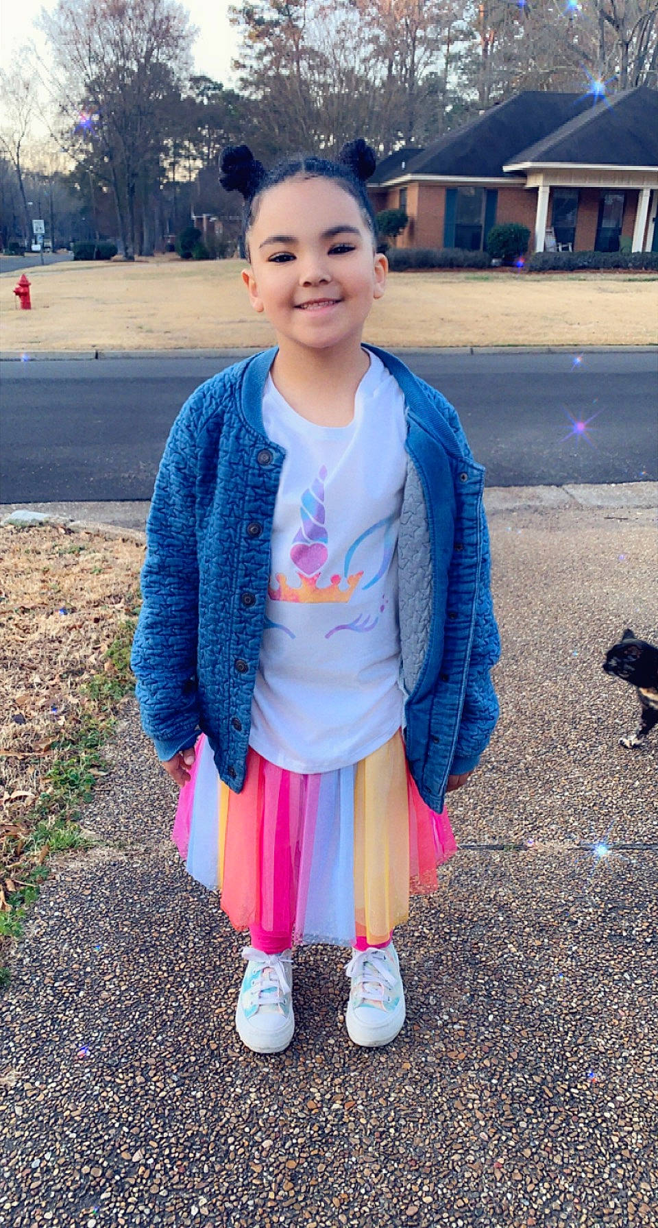 Zailee is registered to the contest to win money with this photo: blue, child, electric_blue, face, fashion_accessory, fun, grass, happy, joy, leisure, magenta, pattern, person, pink, purple, sleeve, smile, street_fashion, textile, toddler