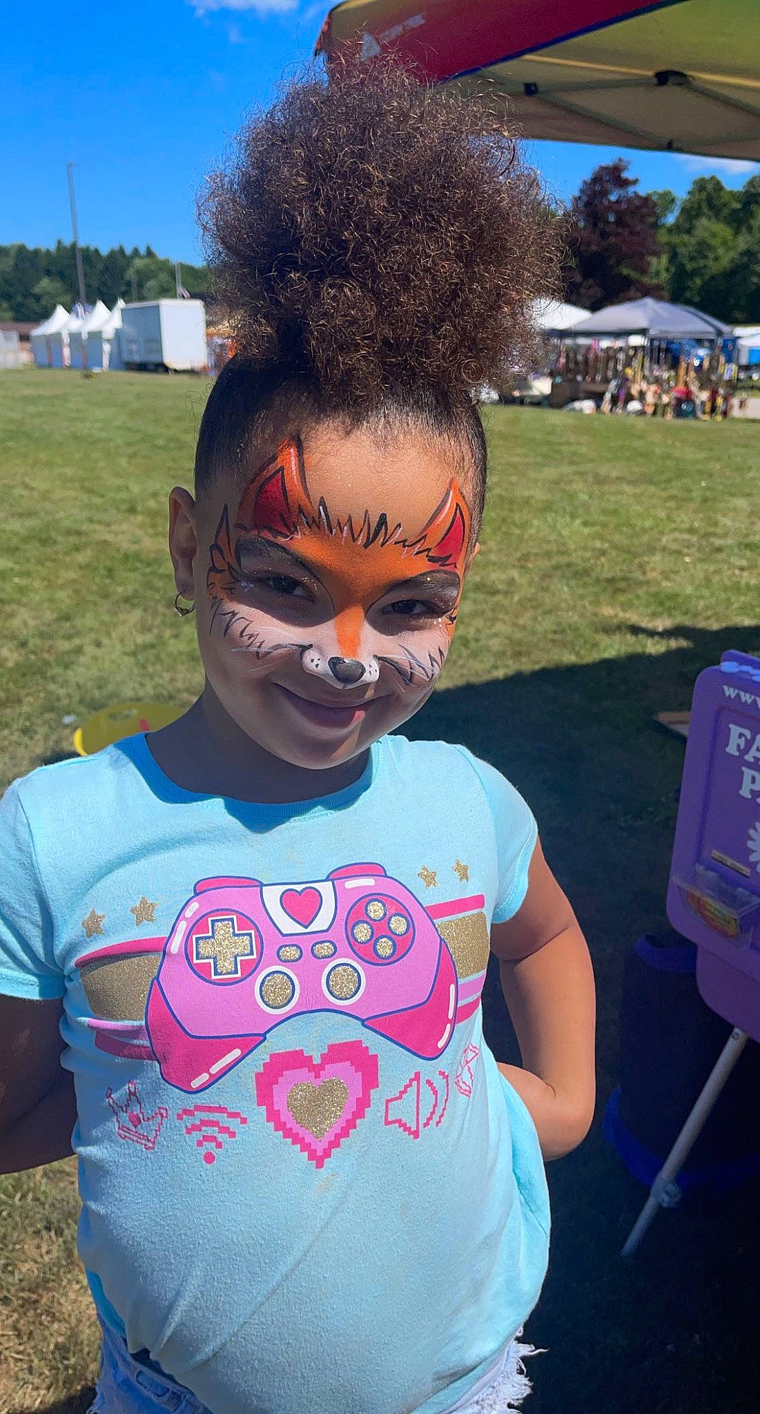 Nasia joined the competition — help win amazing prizes! blue, community, cool, event, eyewear, fun, grass, hairstyle, happy, joy, leisure, mouth, natural_environment, person, sky, sleeve, smile, summer, t_shirt, toddler