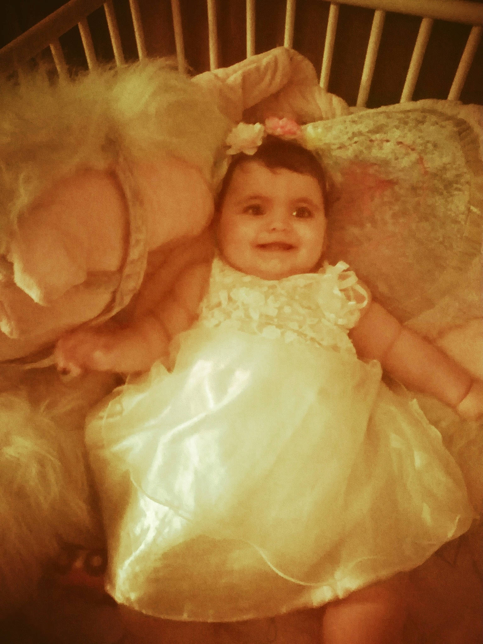 Camille participe au concours pour gagner de l'argent avec cette photo : baby, child, costume, dress, fun, joy, person, pink, skin, smile, toddler