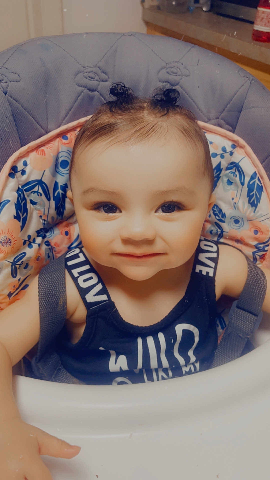 Ashanti is registered to the contest to win money with this photo: baby, bodypart, chair, couch, crib, cushion, face, finger, furniture, hand, happy, head, homedecor, infantbed, person, photography, portrait, sitting, smile, toy