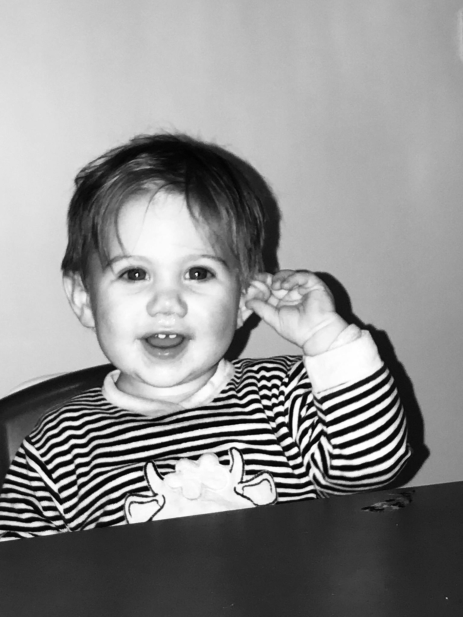 Gabriel participe au concours pour gagner de l'argent avec cette photo : art, baby_toddler_clothing, black_and_white, cheek, child, drinkware, eyelash, flash_photography, fun, gesture, happy, iris, monochrome, monochrome_photography, nose, person, sleeve, smile, t_shirt, tableware